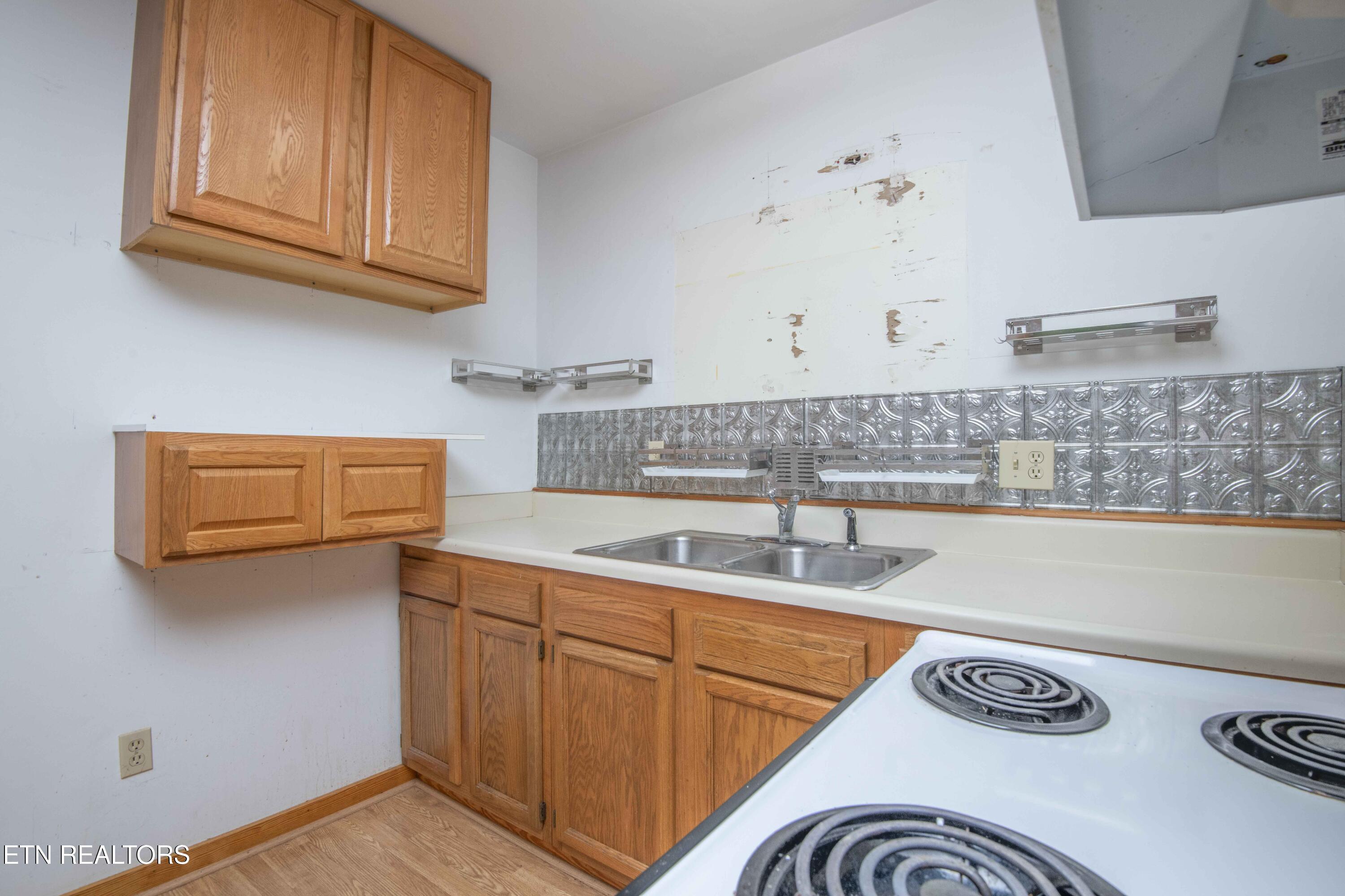 1732 Maplecrest Drive Louisville TN 37777