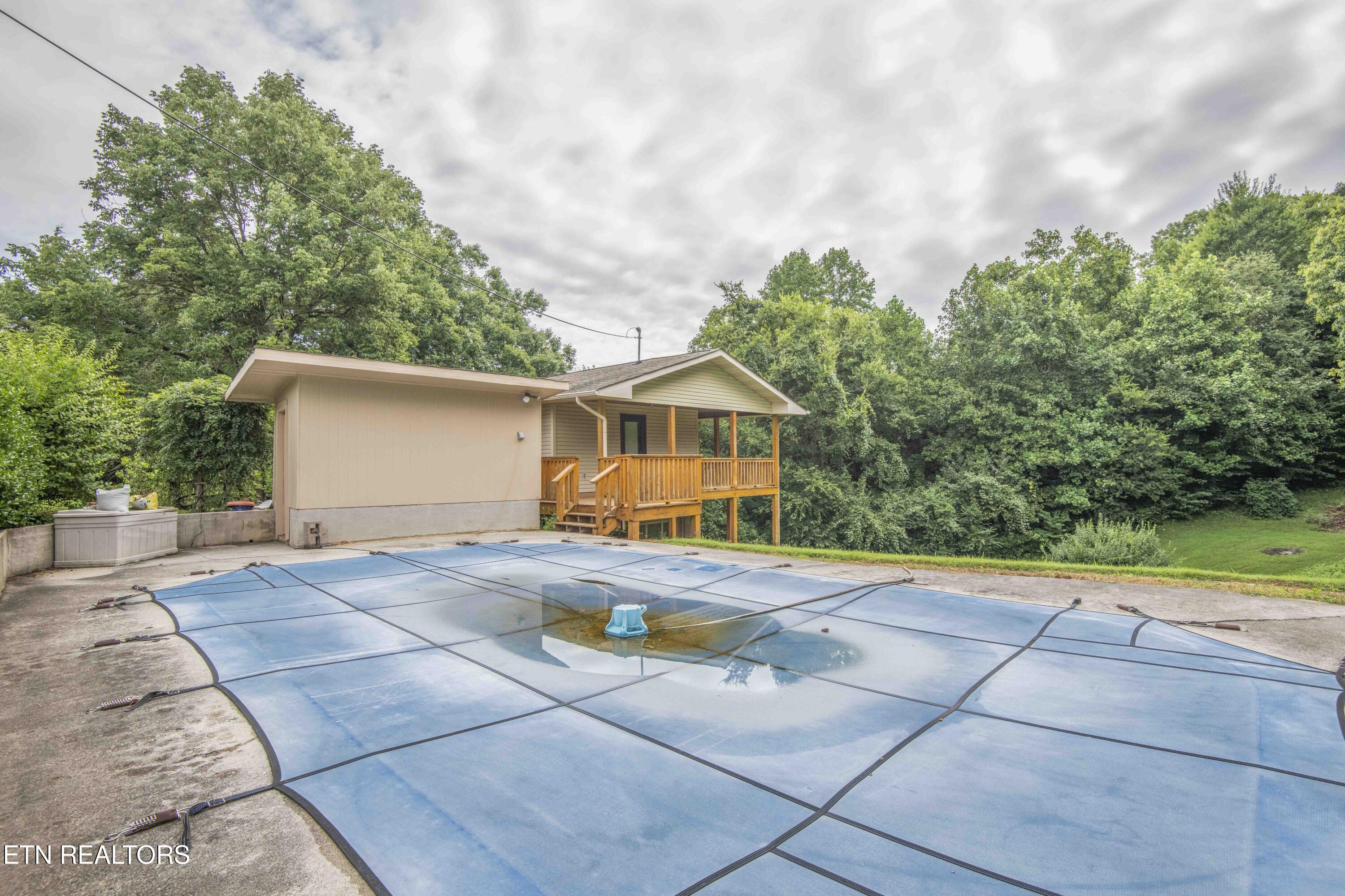 1732 Maplecrest Drive Louisville TN 37777