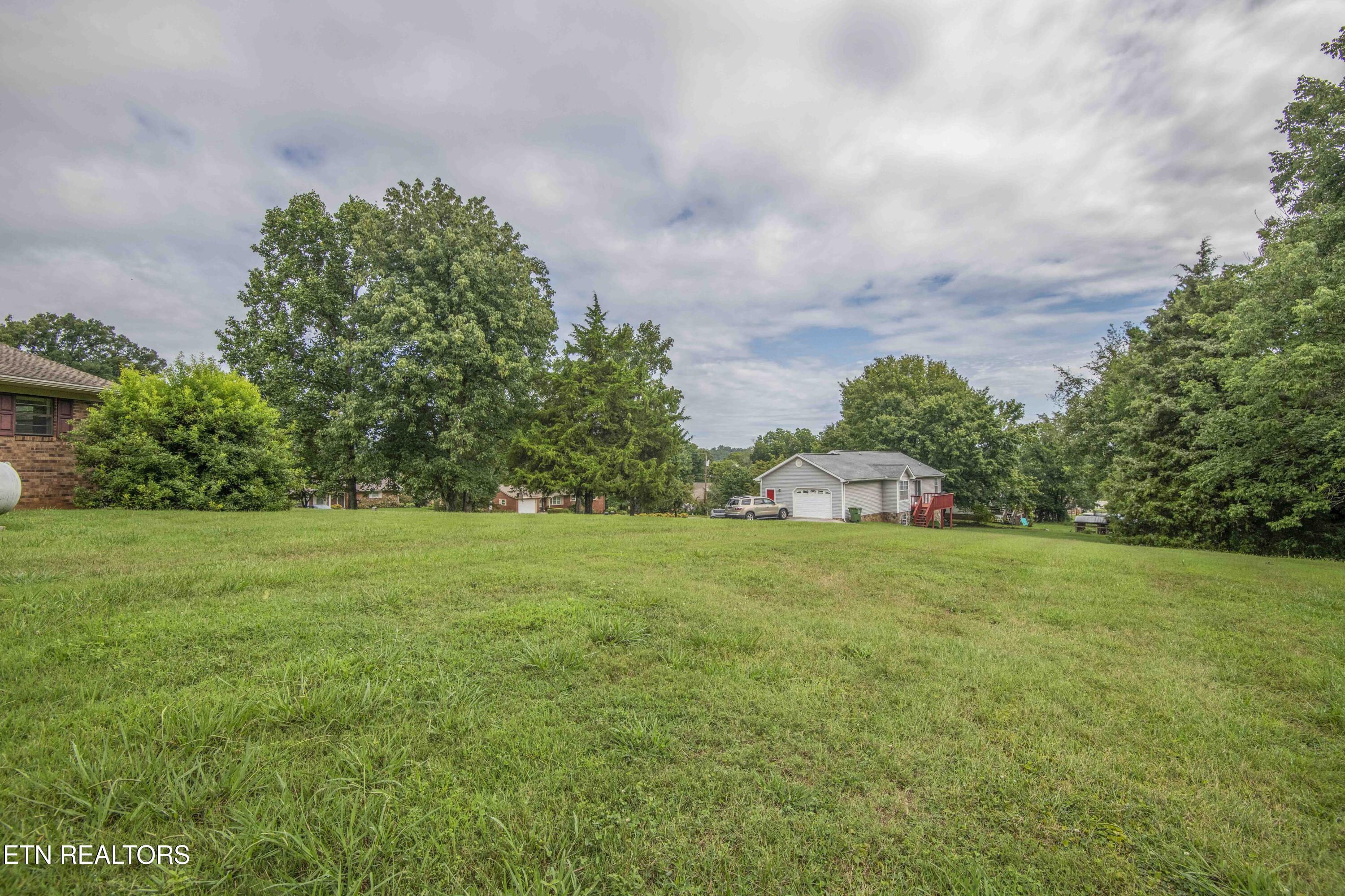1732 Maplecrest Drive Louisville TN 37777