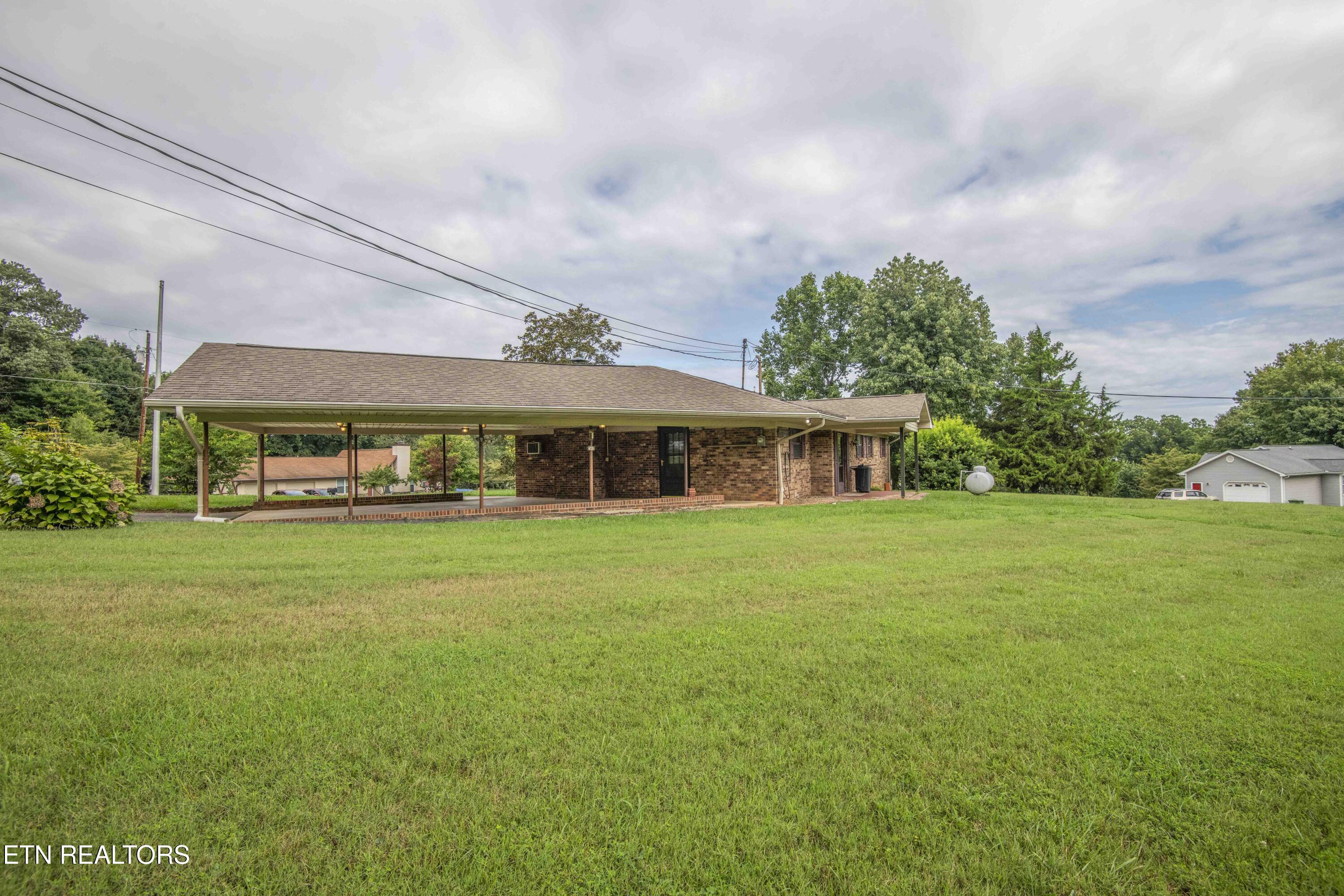 1732 Maplecrest Drive Louisville TN 37777