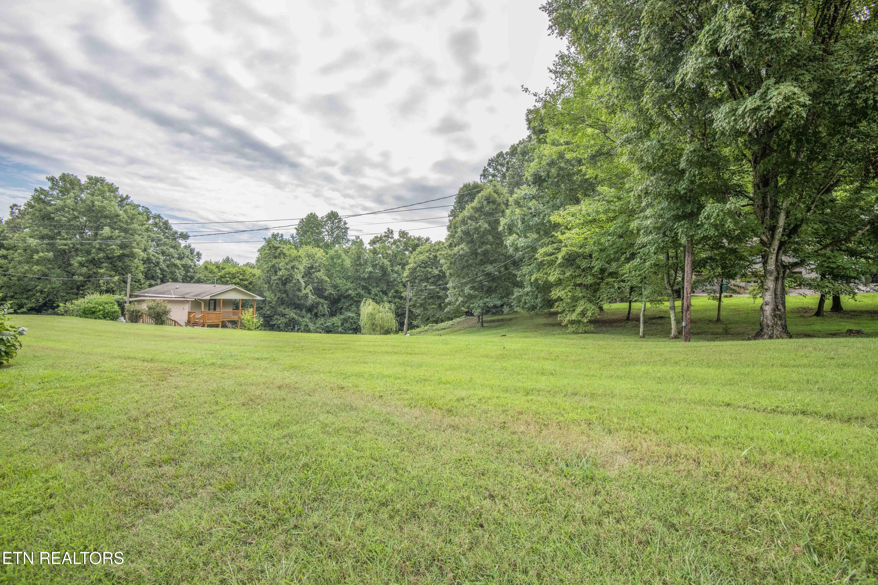 1732 Maplecrest Drive Louisville TN 37777