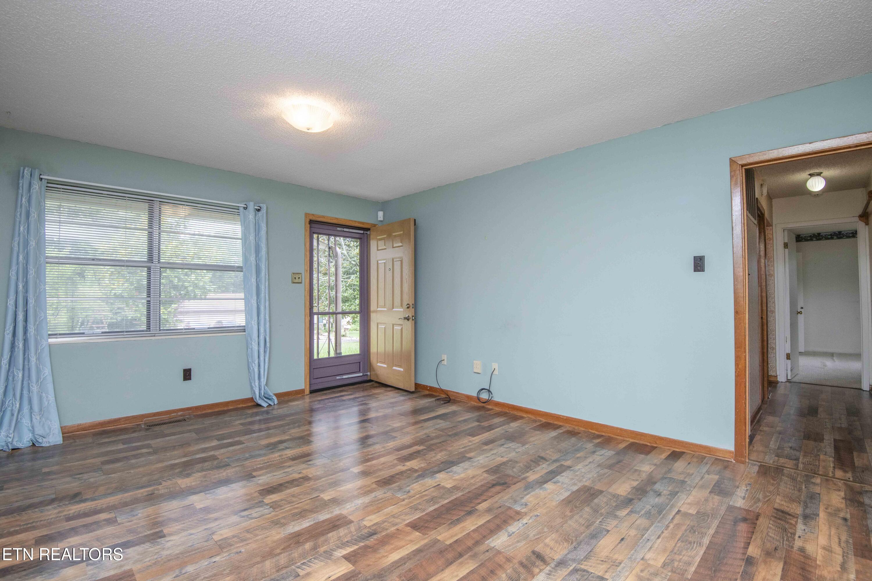 1732 Maplecrest Drive Louisville TN 37777
