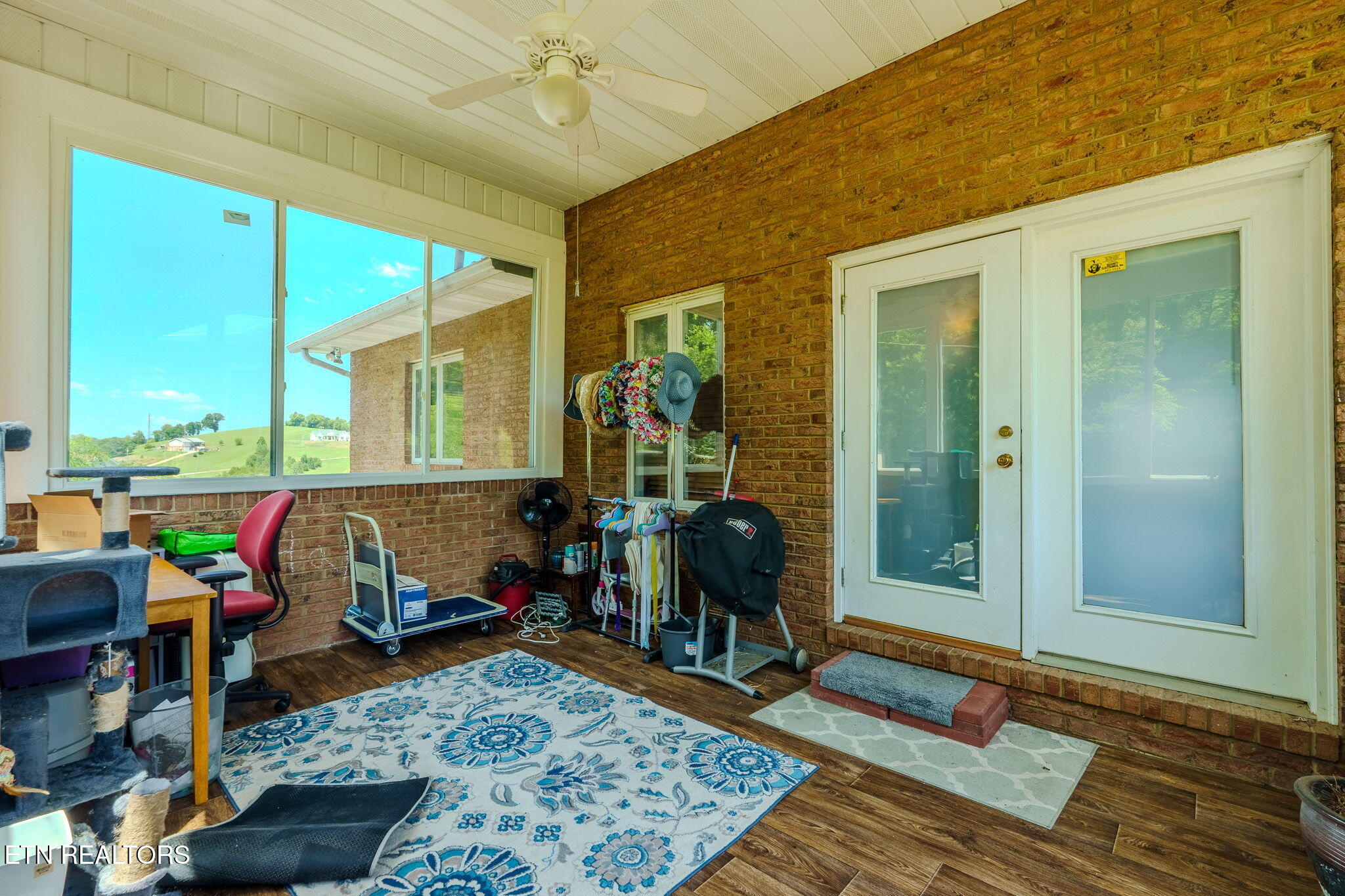 940 Hilltop Lane Kodak TN 37764
