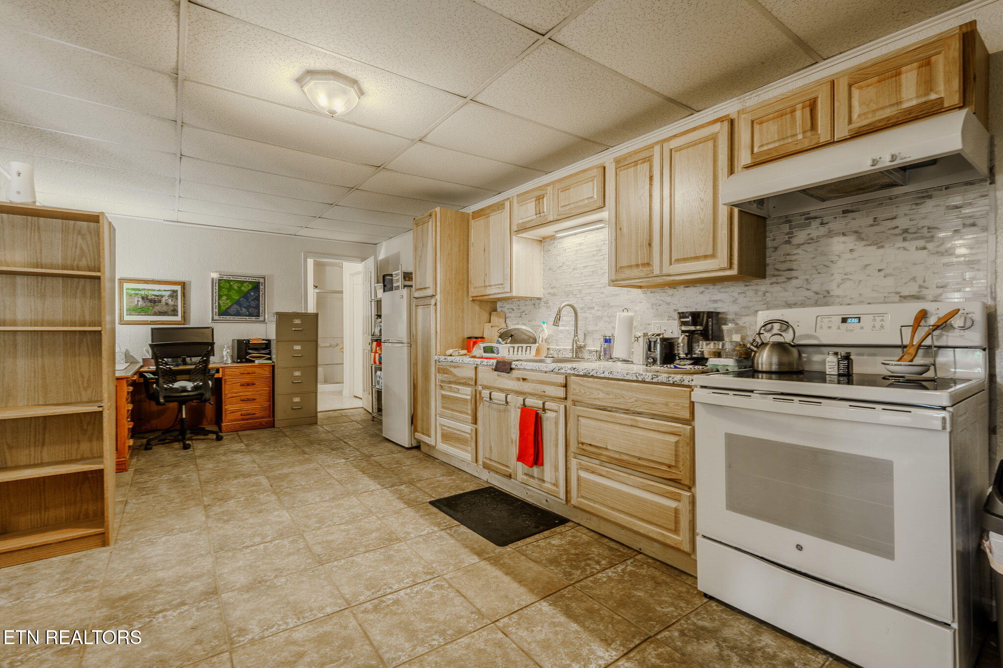 940 Hilltop Lane Kodak TN 37764