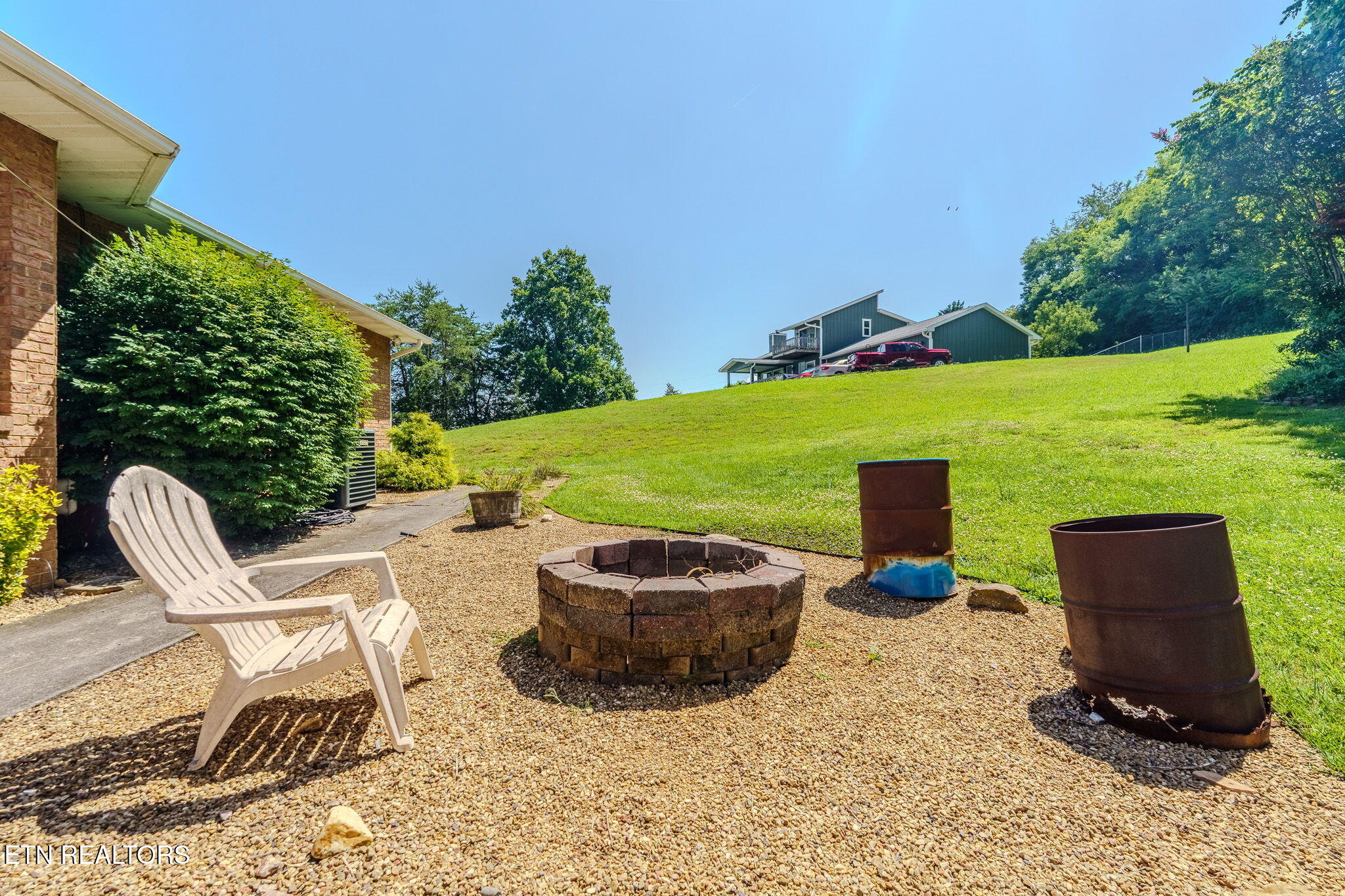 940 Hilltop Lane Kodak TN 37764