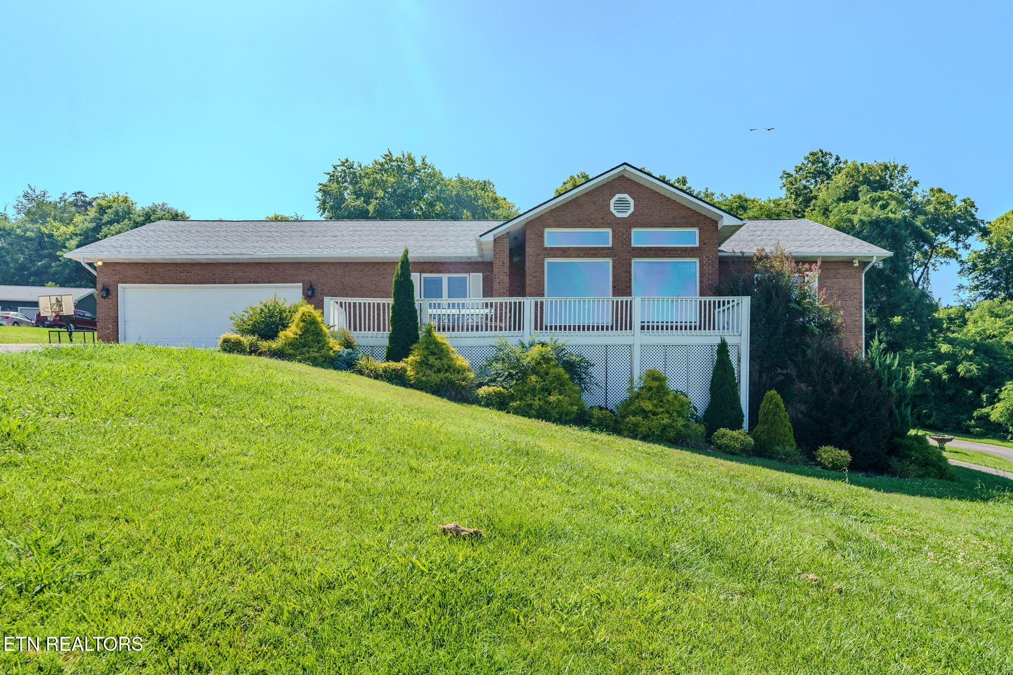 940 Hilltop Lane Kodak TN 37764