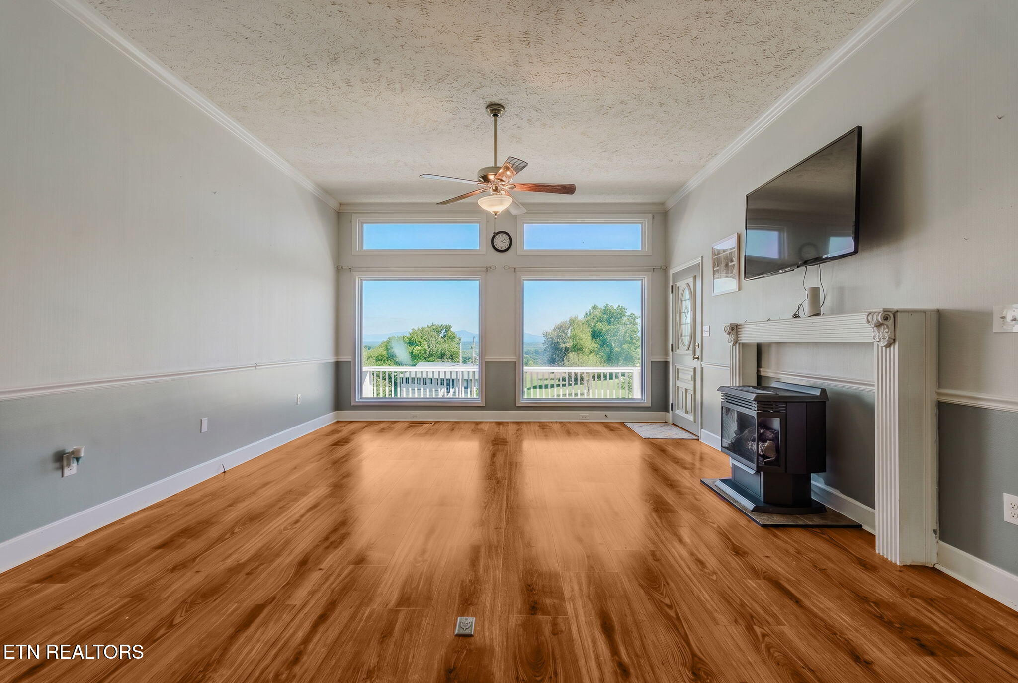 940 Hilltop Lane Kodak TN 37764