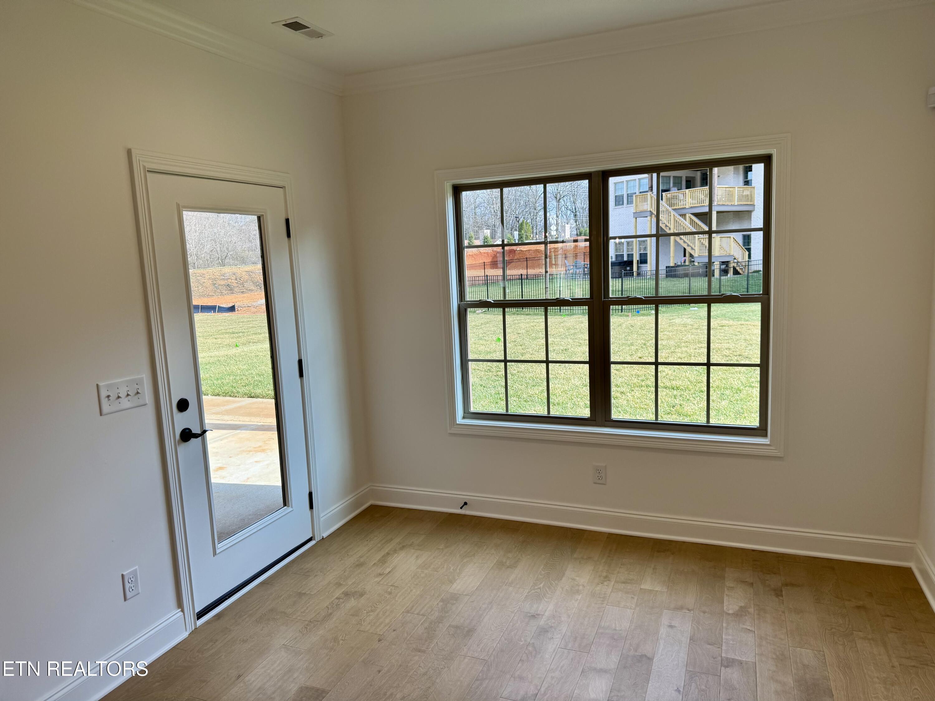 1128 Chardonnay Lane Knoxville TN 37932