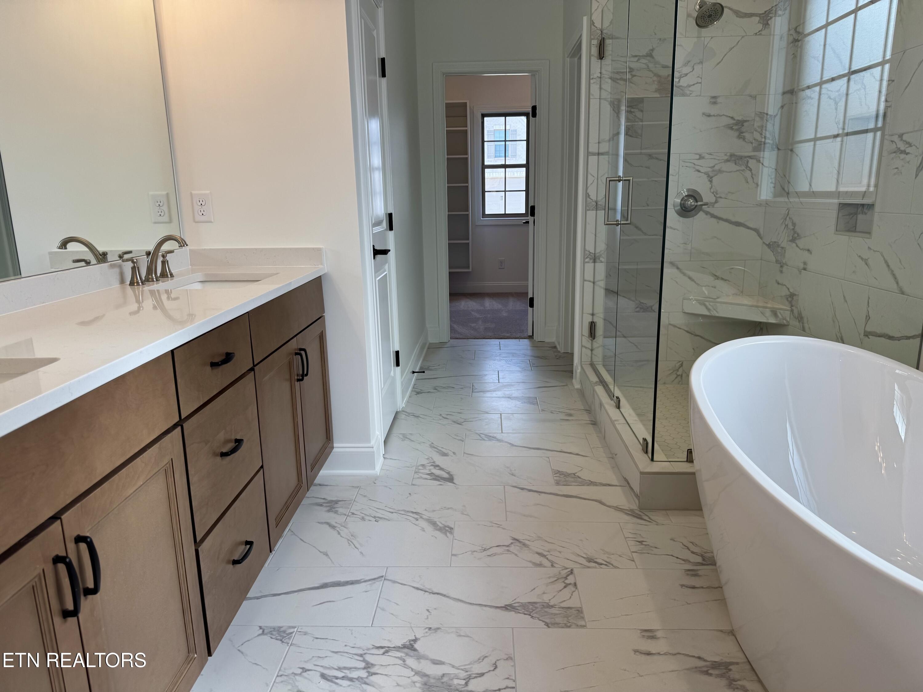 1128 Chardonnay Lane Knoxville TN 37932