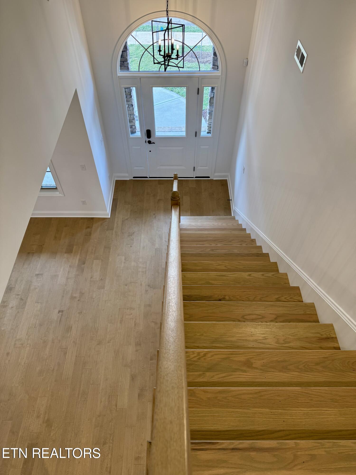 1128 Chardonnay Lane Knoxville TN 37932