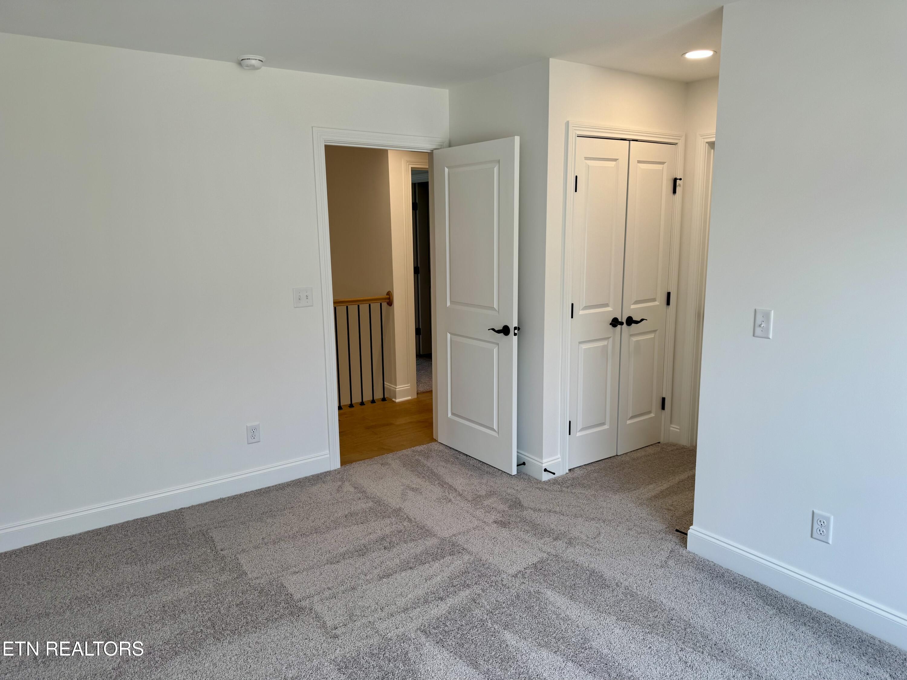 1128 Chardonnay Lane Knoxville TN 37932