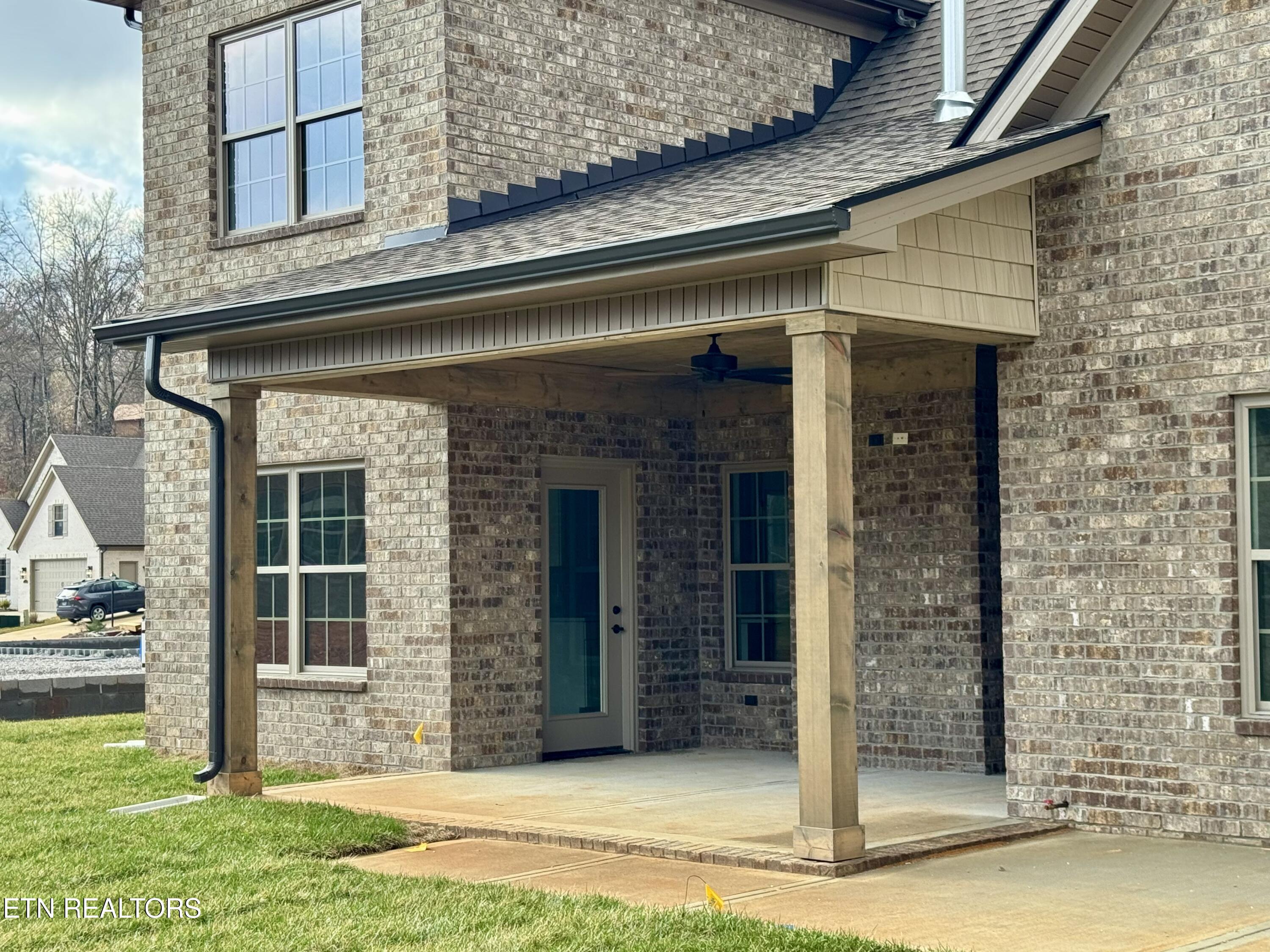 1128 Chardonnay Lane Knoxville TN 37932