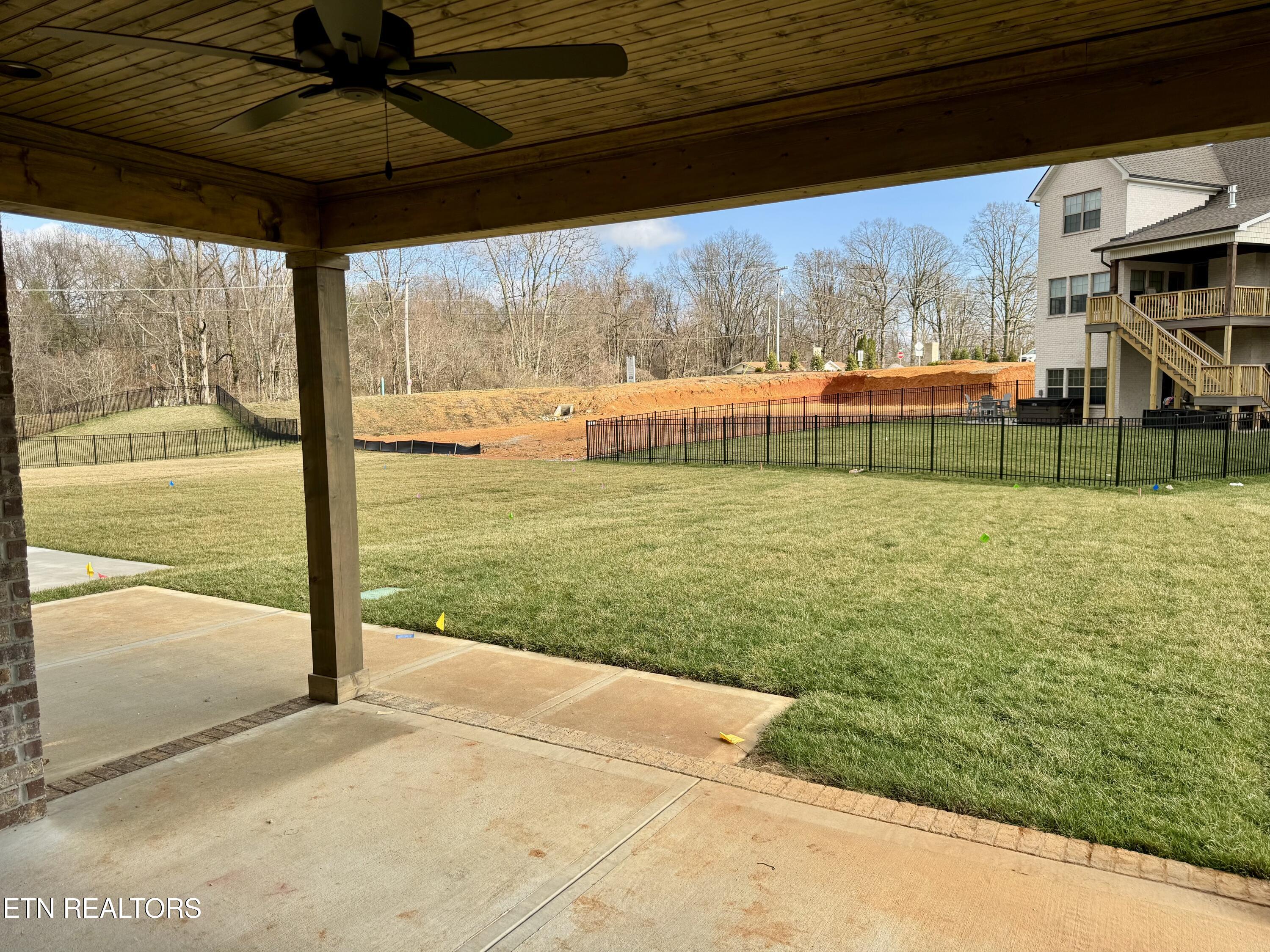 1128 Chardonnay Lane Knoxville TN 37932