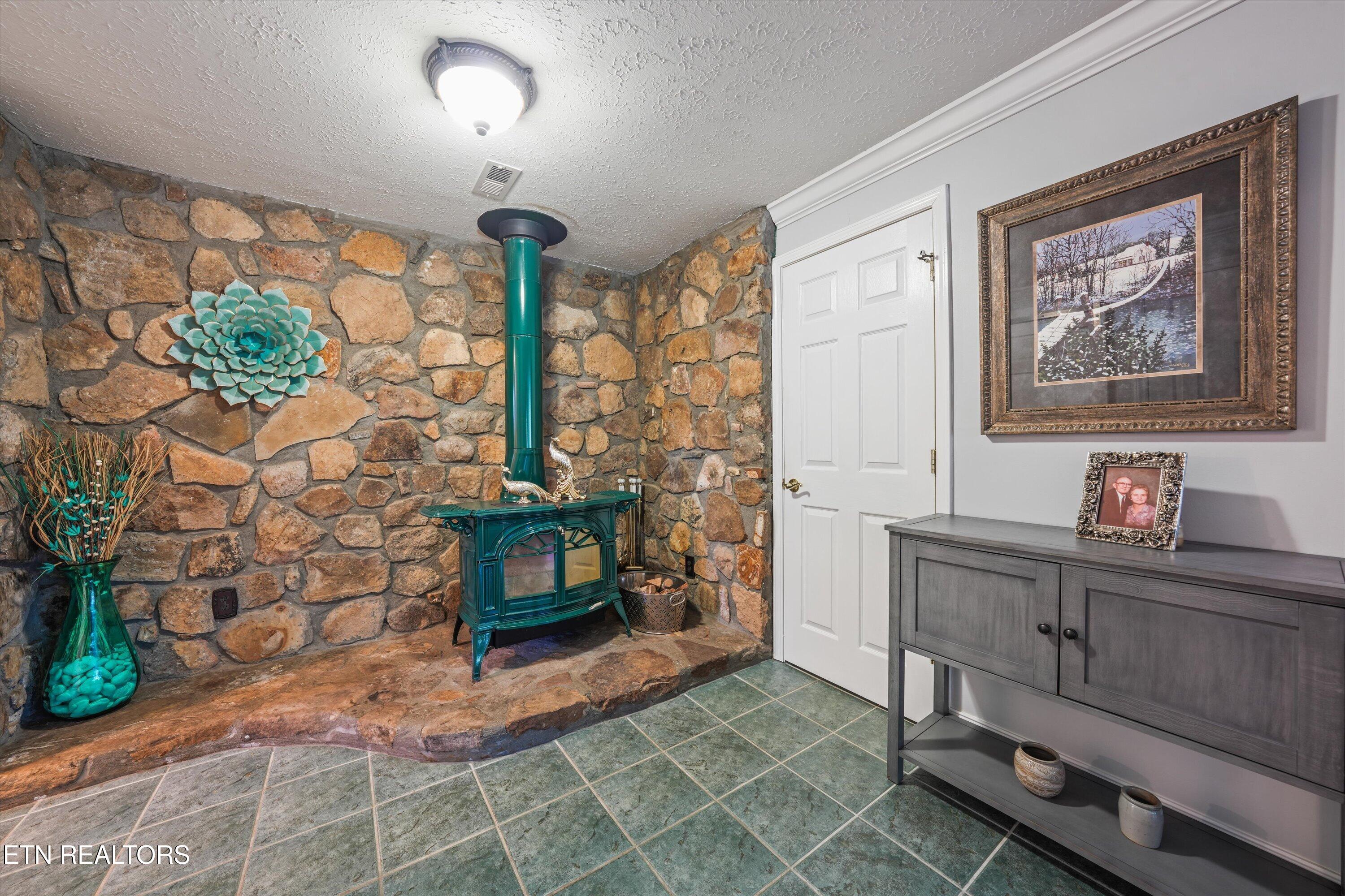 2805 Old Newport Highway Sevierville TN 37876