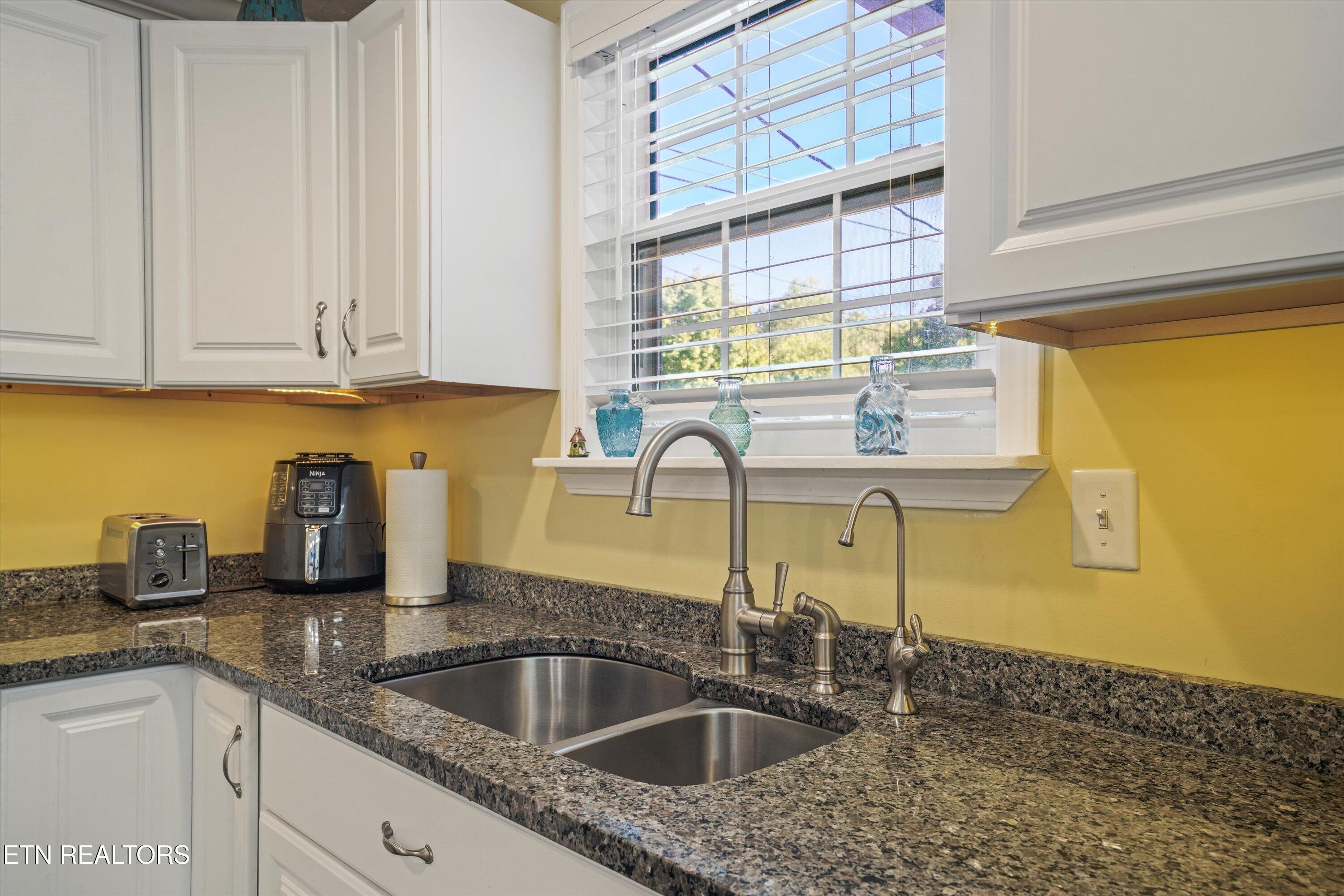 2805 Old Newport Highway Sevierville TN 37876