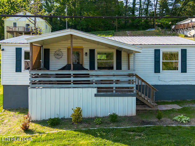 510 Sewanee Street Harriman TN 37748