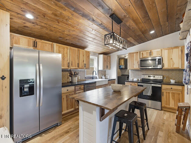 510 Sewanee Street Harriman TN 37748