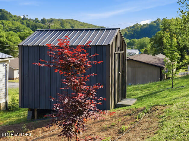 510 Sewanee Street Harriman TN 37748