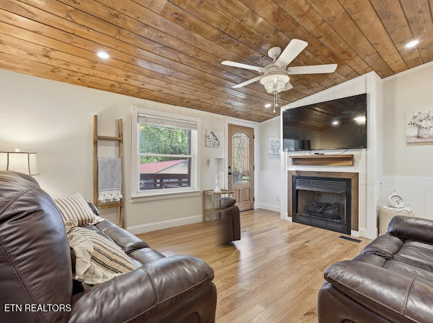 510 Sewanee Street Harriman TN 37748