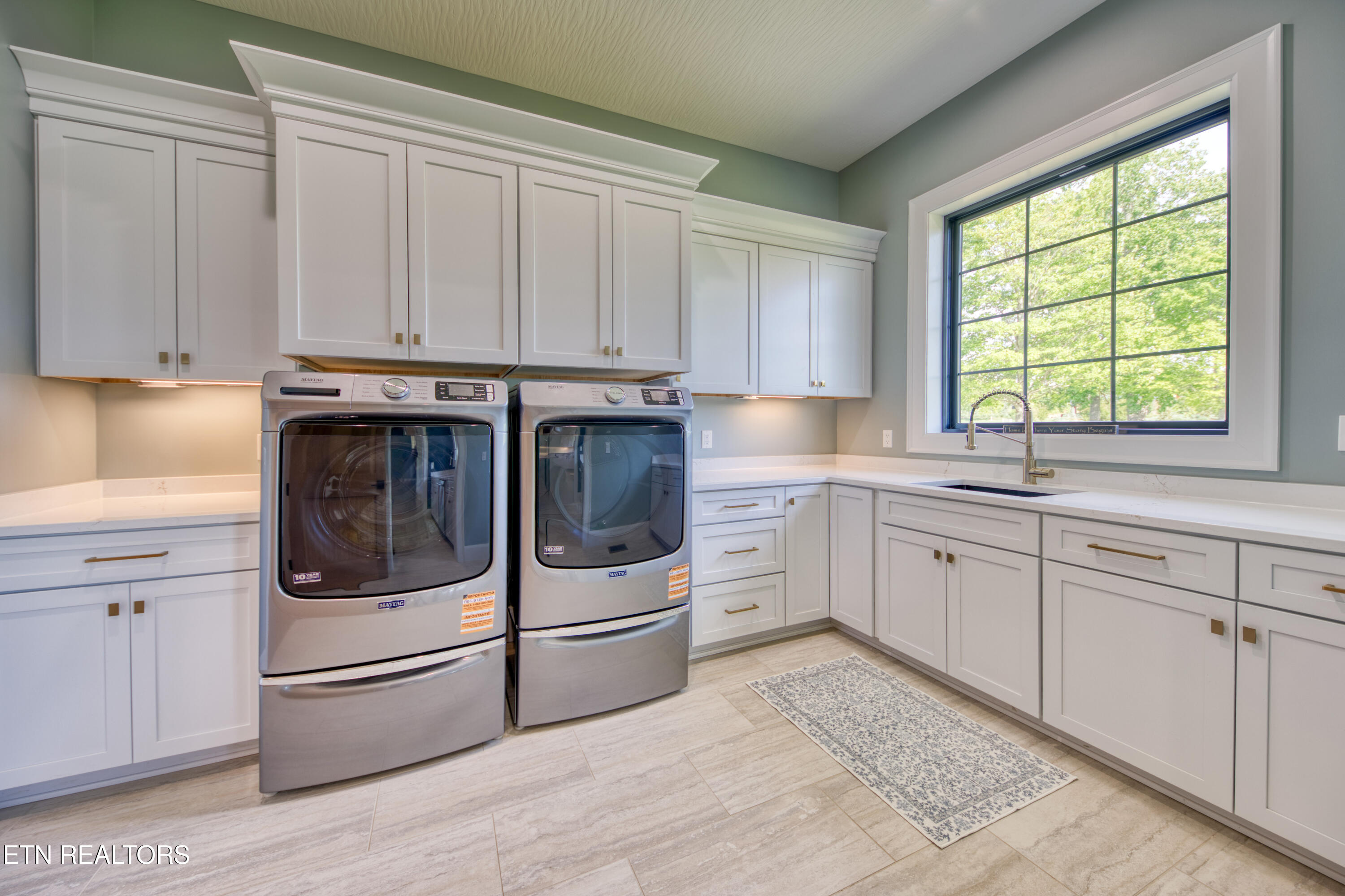 202 Crown Jewel Lane Lafollette TN 37766