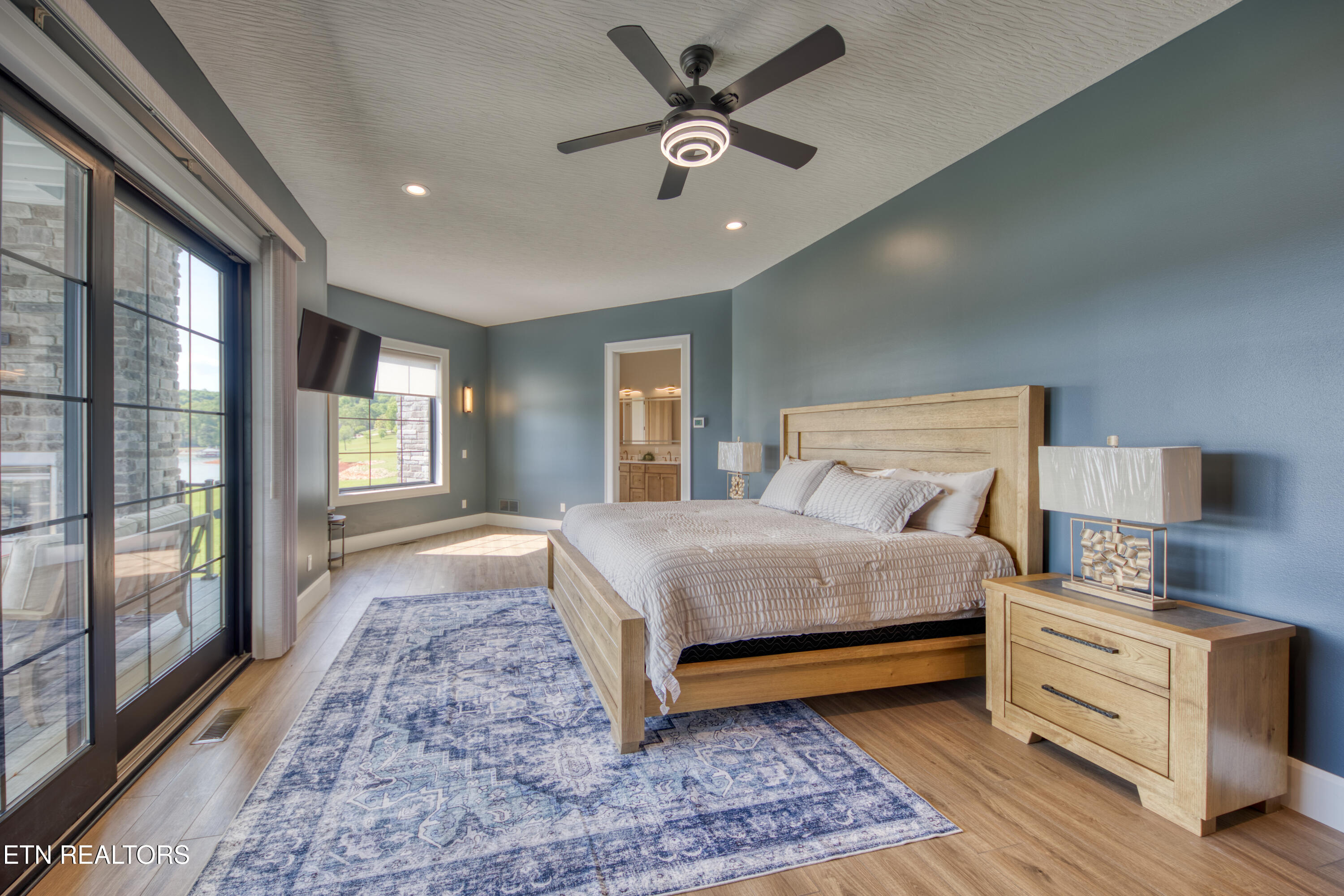 202 Crown Jewel Lane Lafollette TN 37766