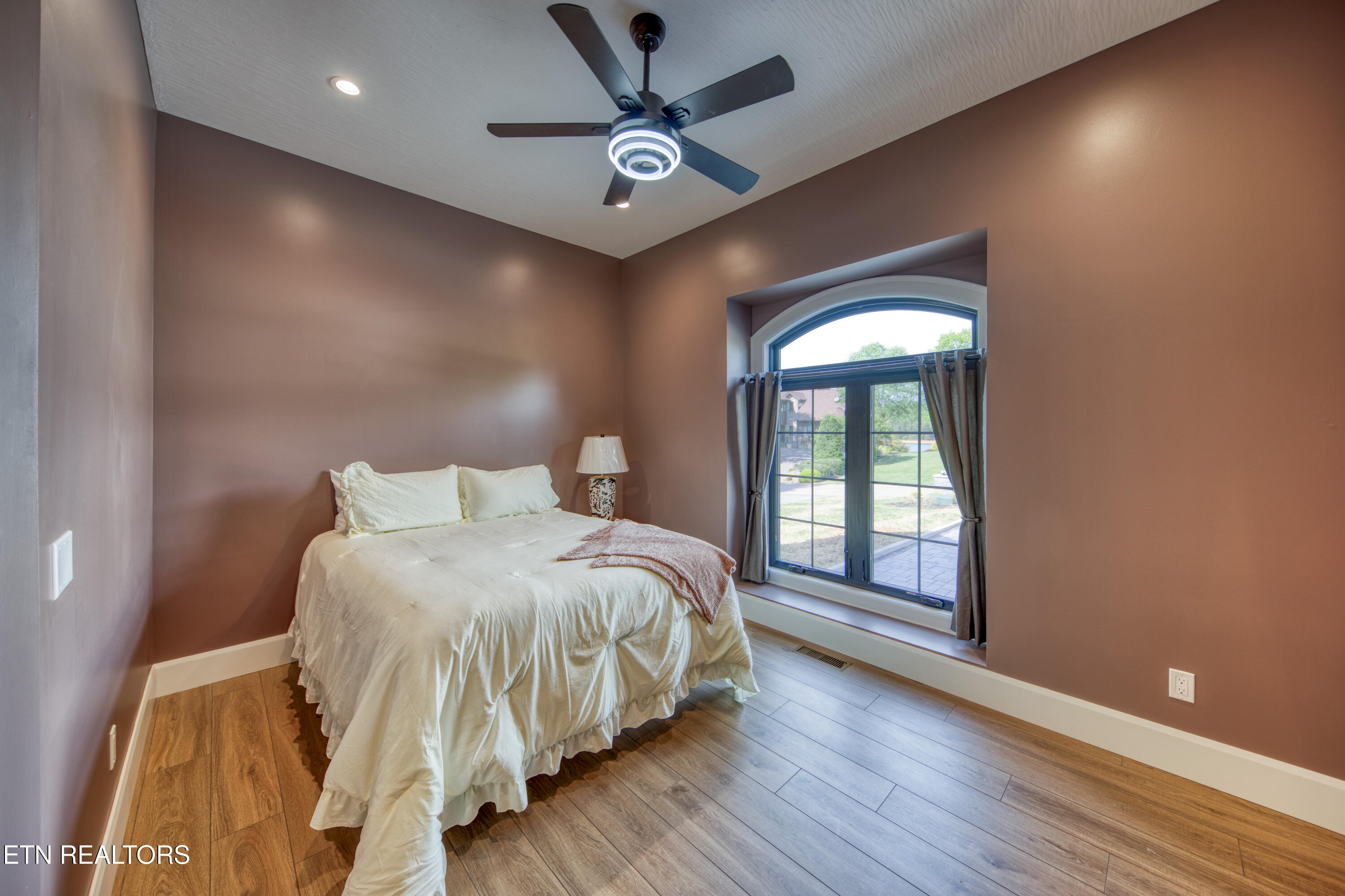 202 Crown Jewel Lane Lafollette TN 37766