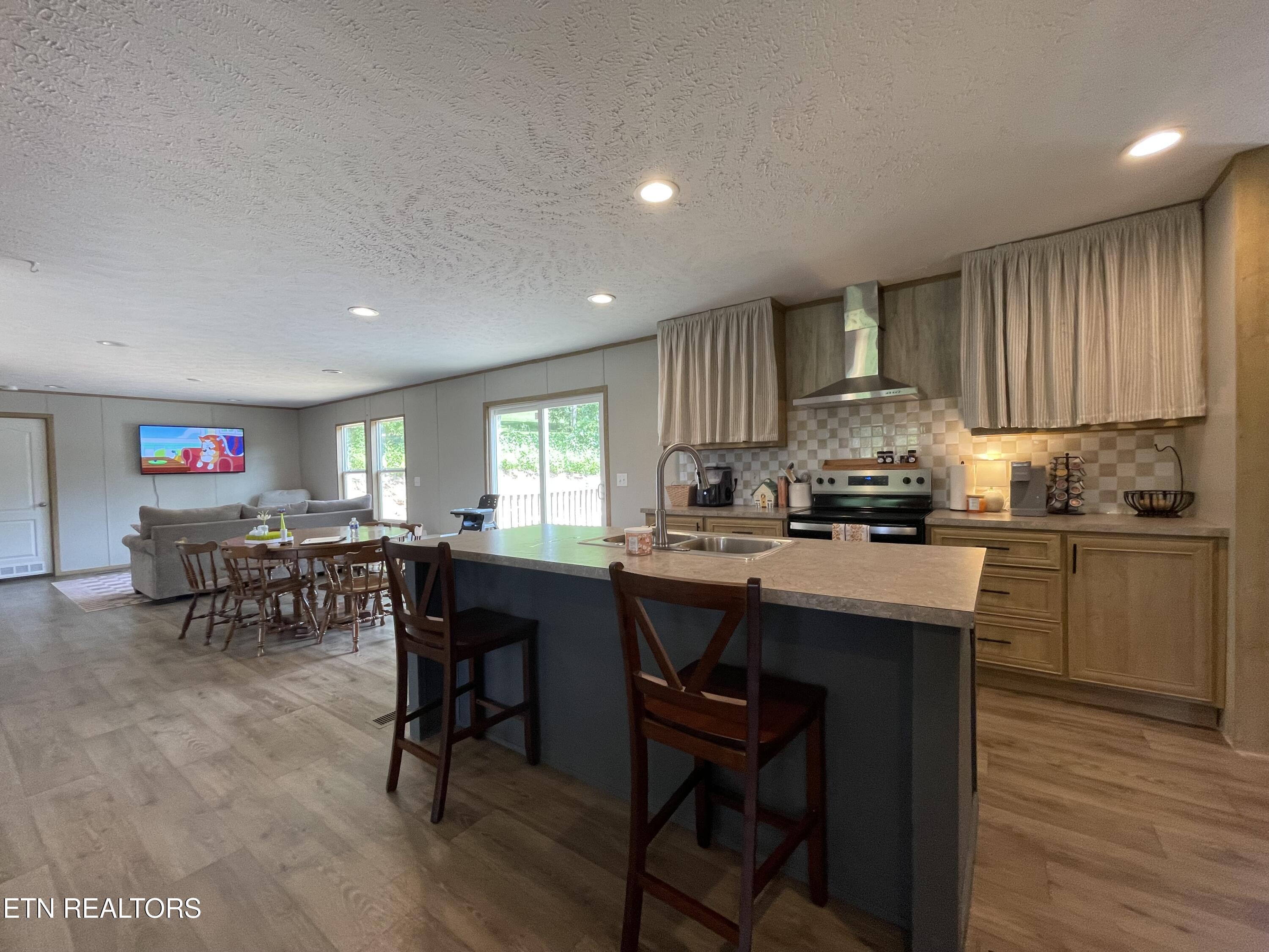 420 Lewallen Hollow Road Clinton TN 37716