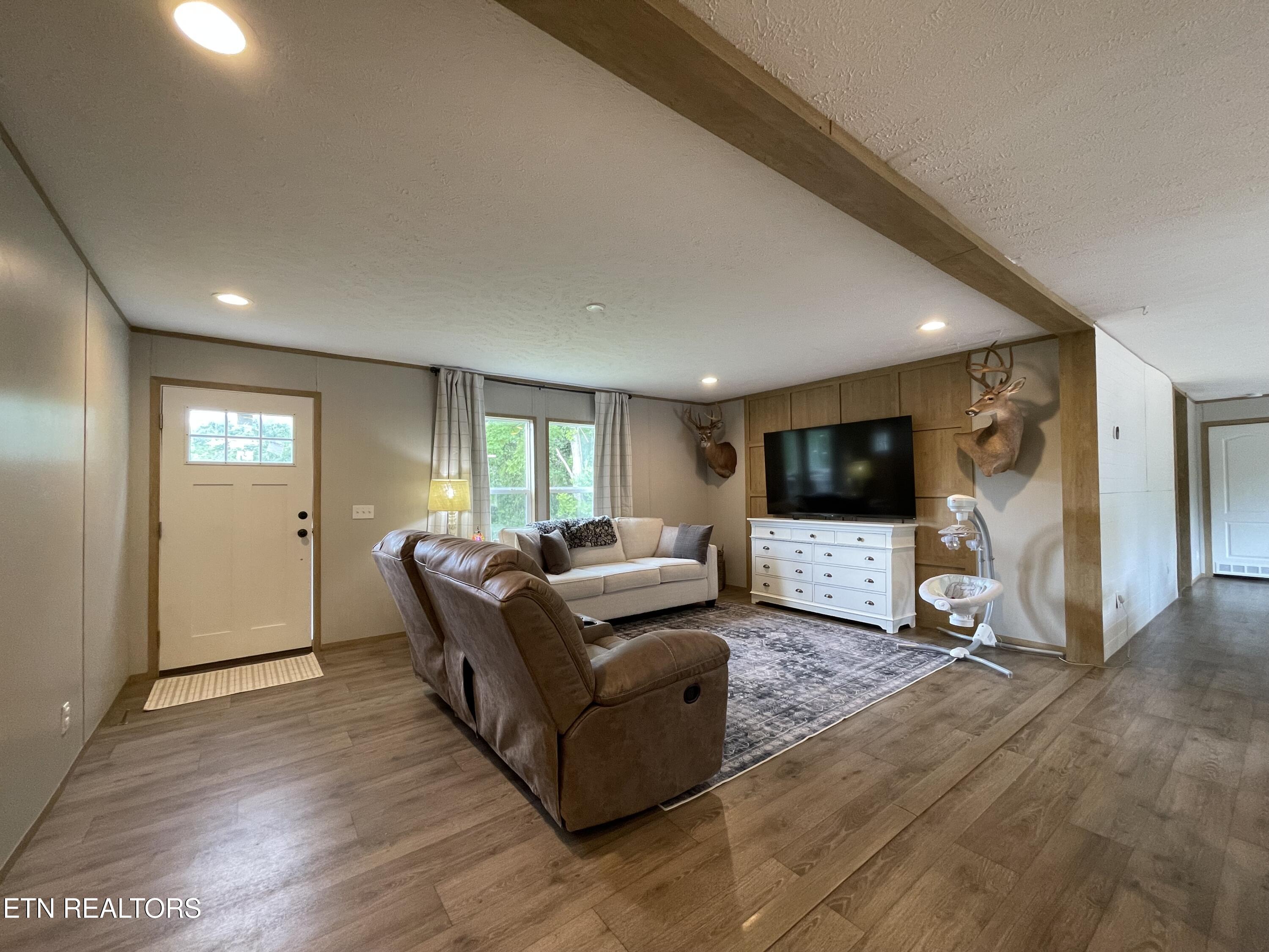 420 Lewallen Hollow Road Clinton TN 37716