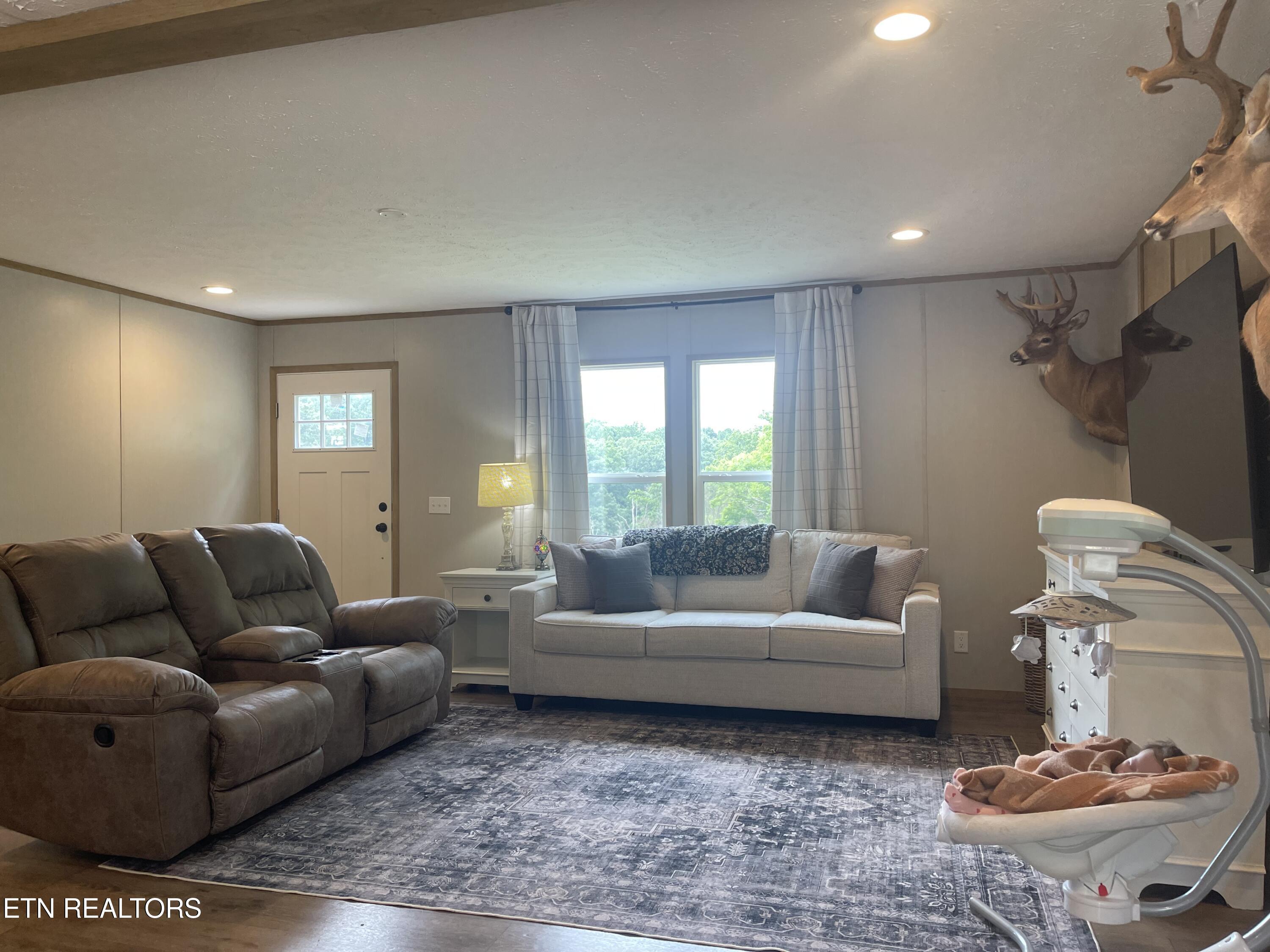 420 Lewallen Hollow Road Clinton TN 37716