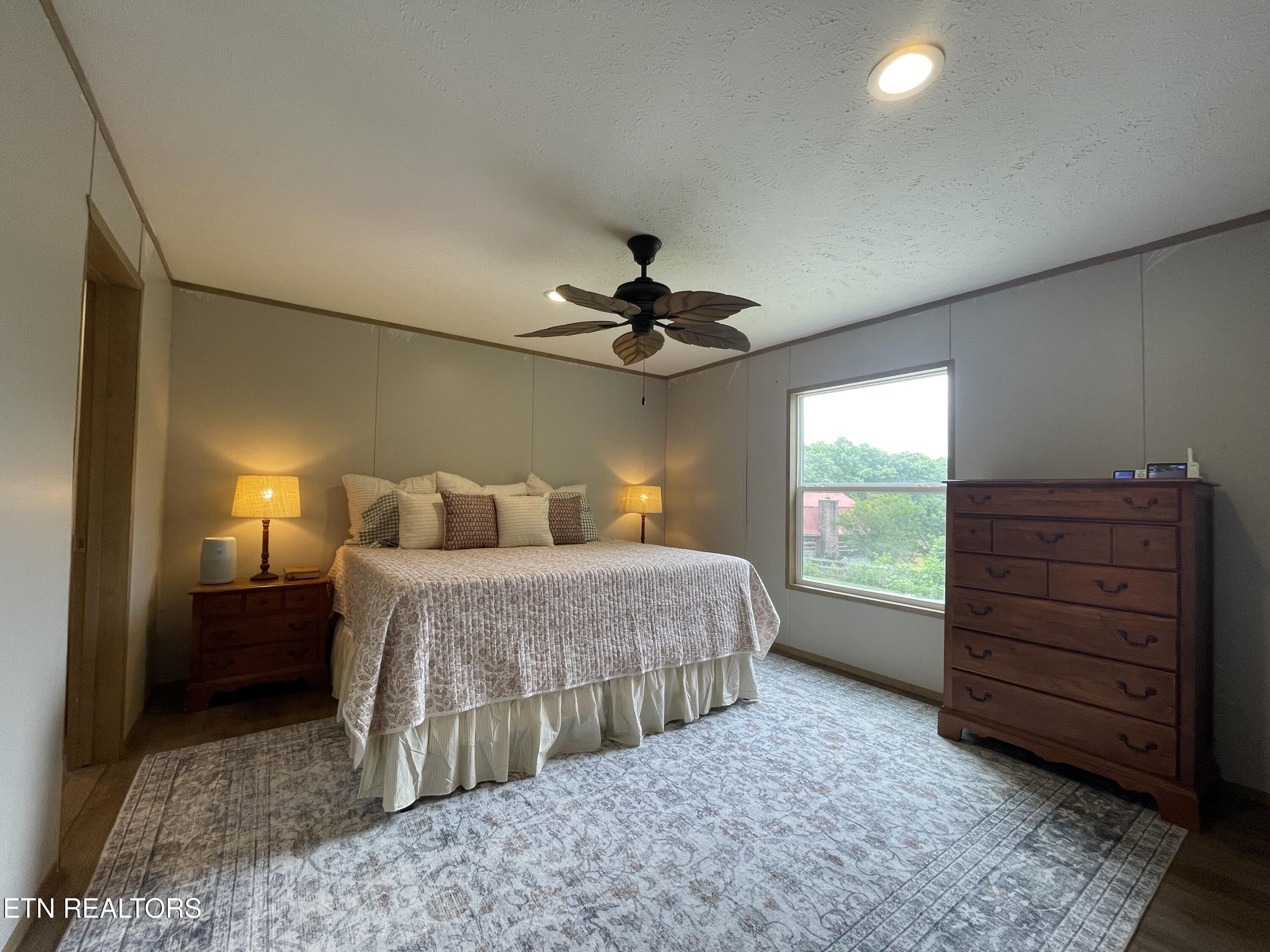 420 Lewallen Hollow Road Clinton TN 37716
