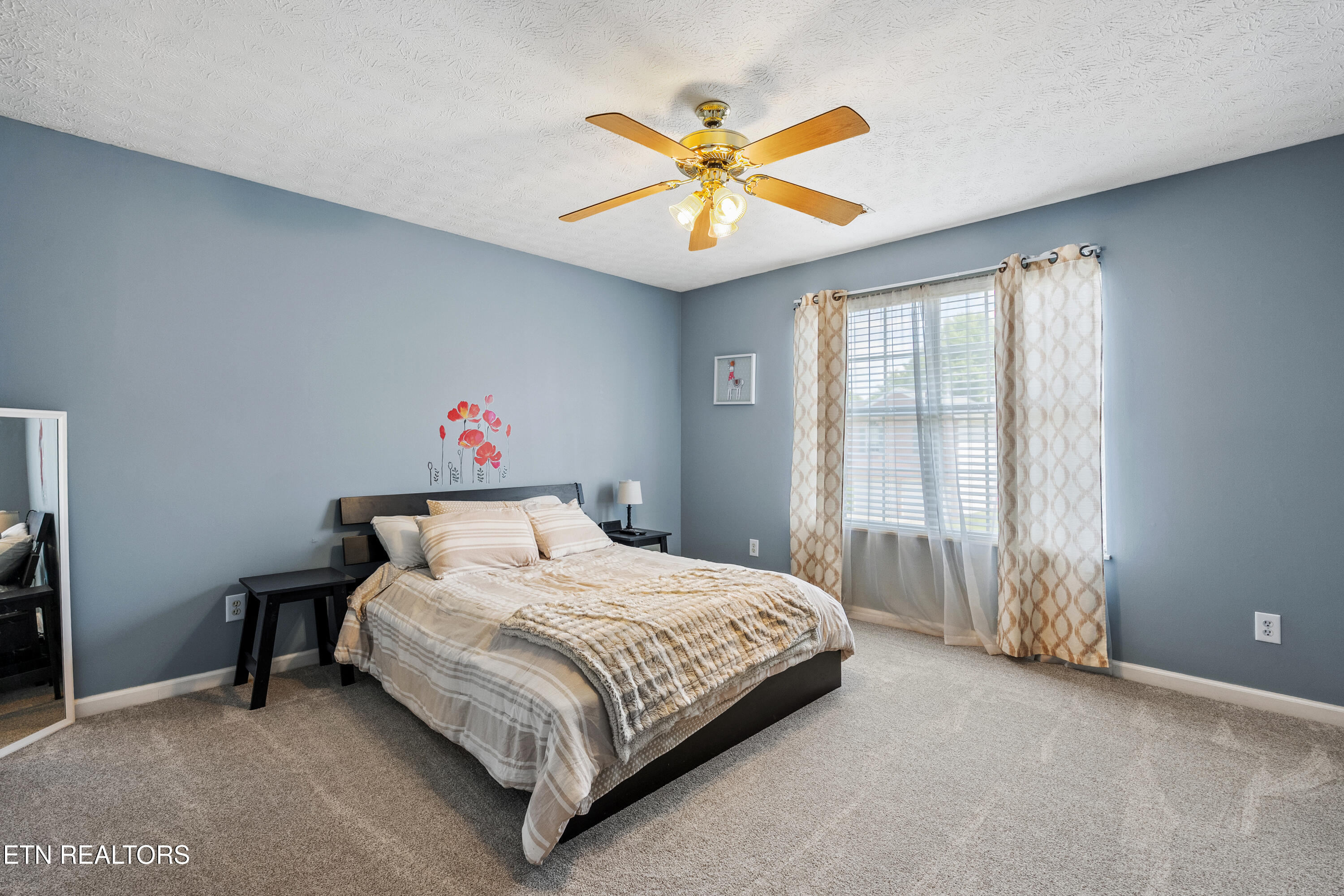 7019 Yellow Oak Lane Knoxville TN 37931