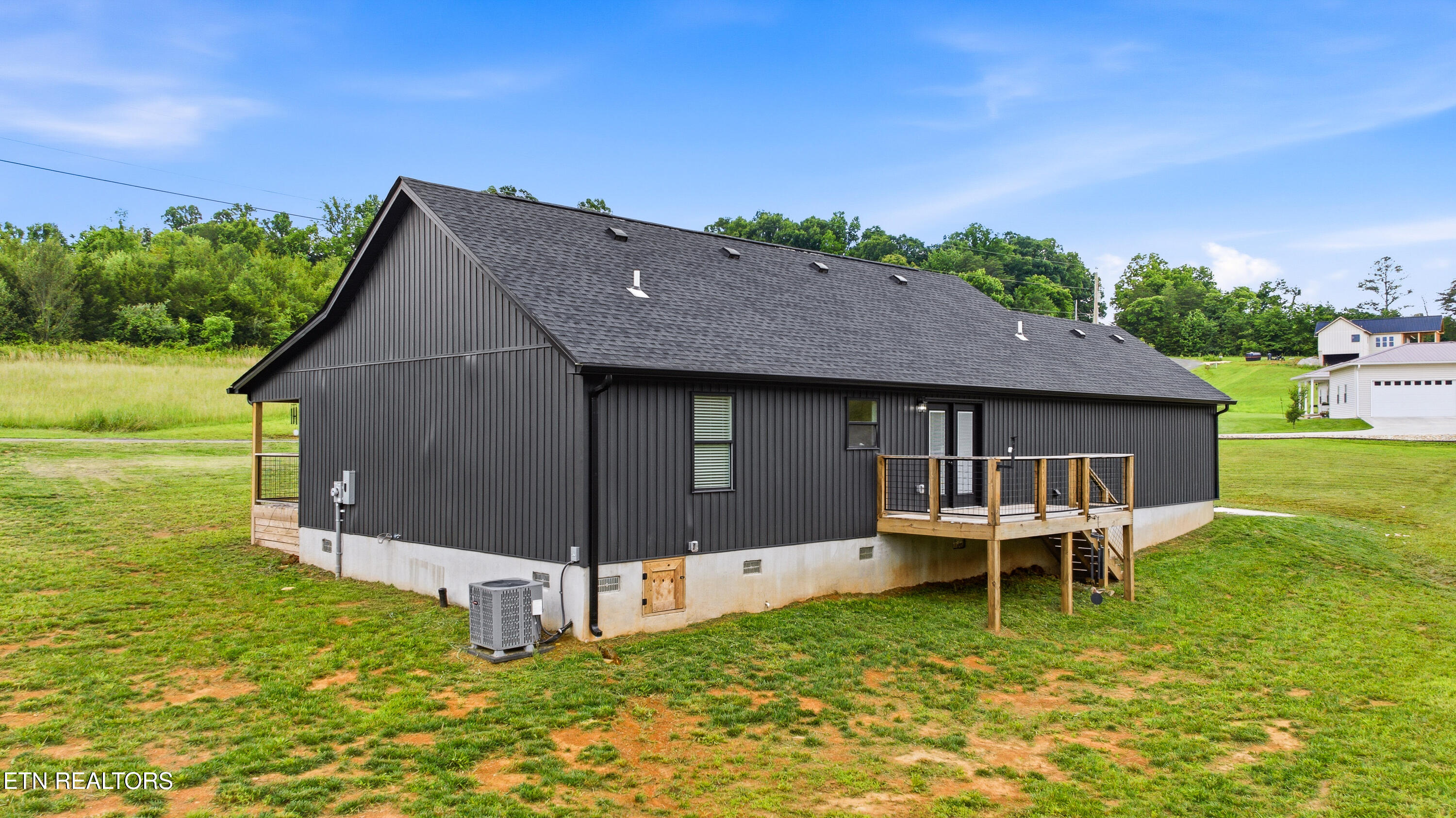 1607 Tranquility Ridge Drive Newport TN 37821