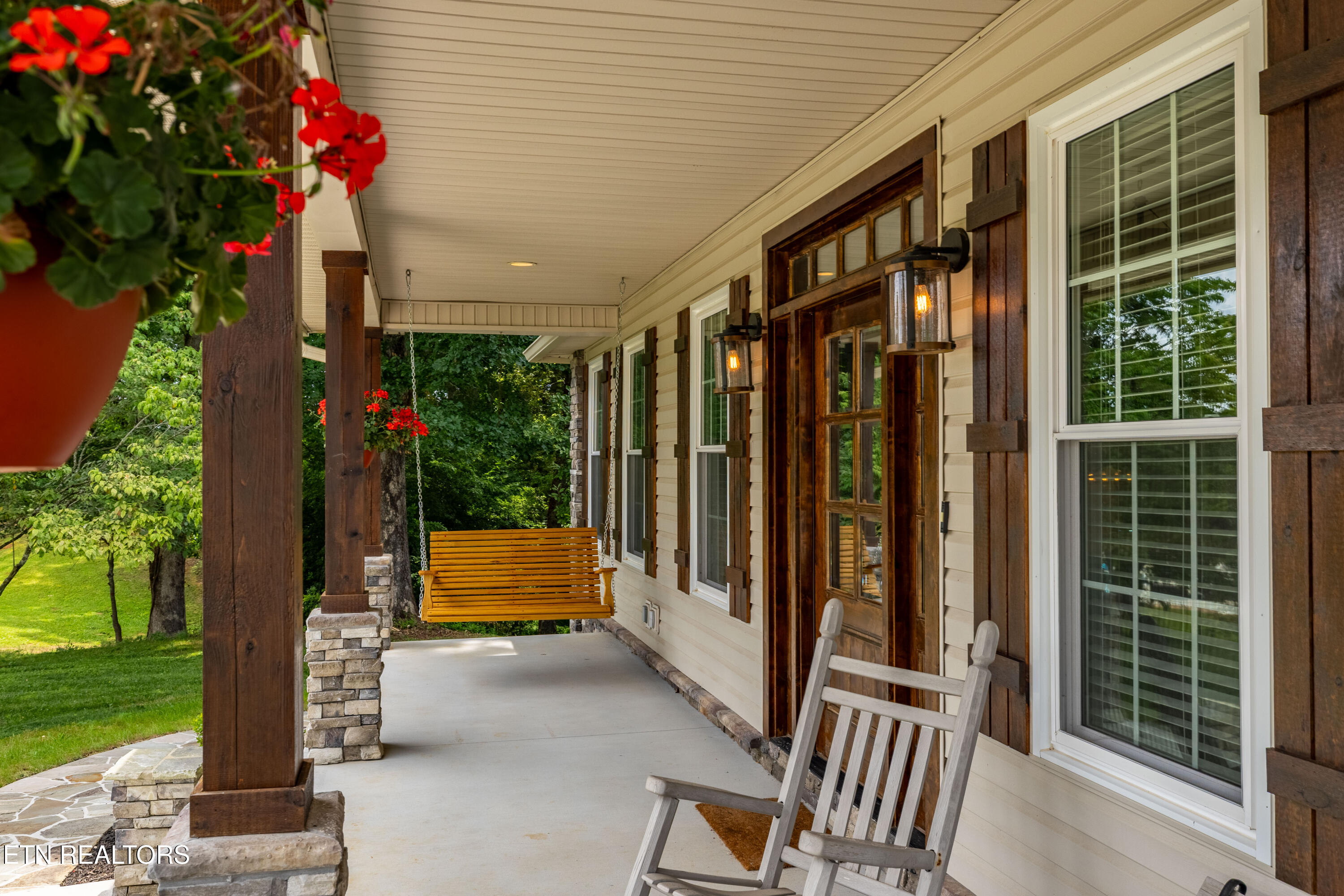 1225 Mountain View Road Lenoir City TN 37771
