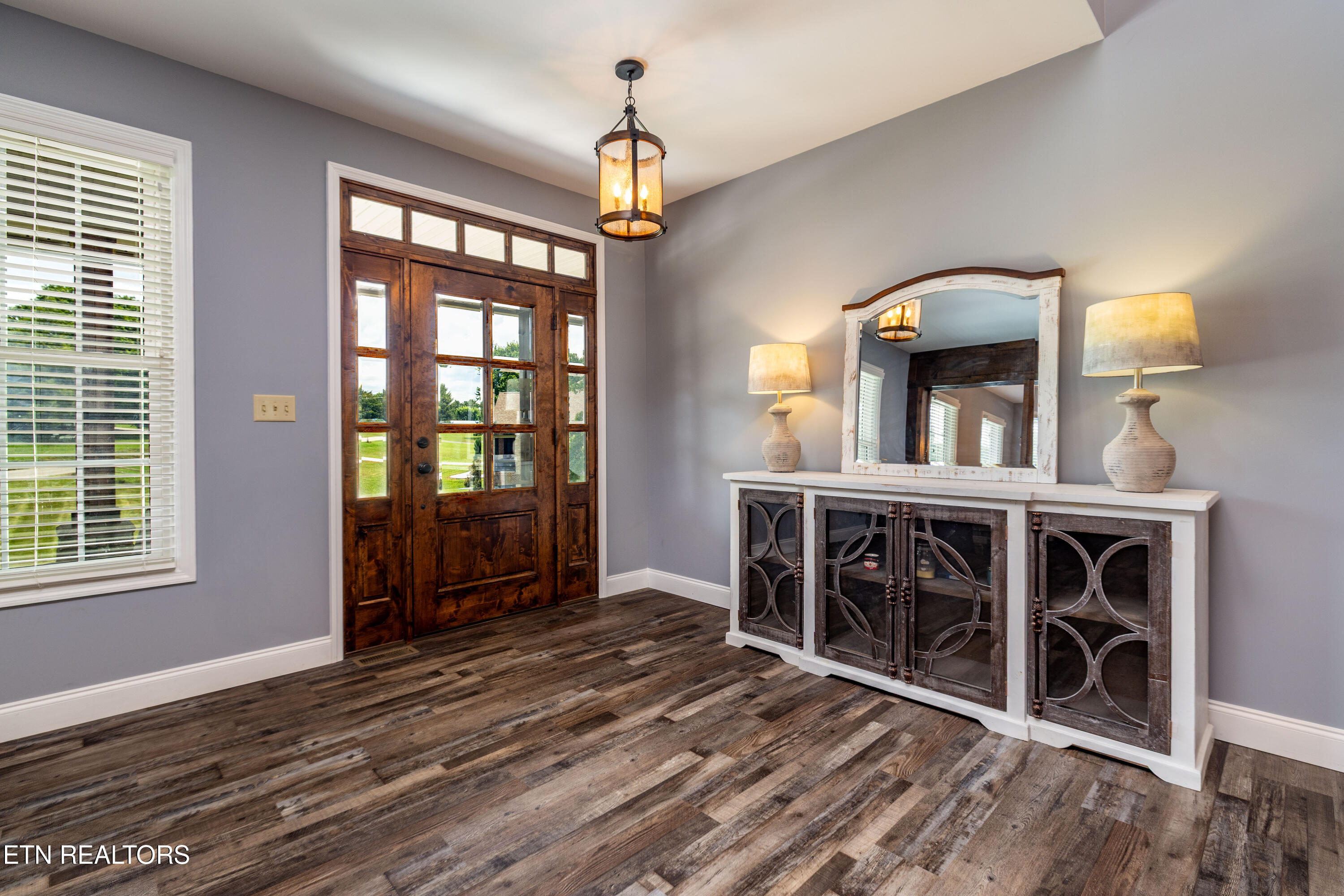 1225 Mountain View Road Lenoir City TN 37771