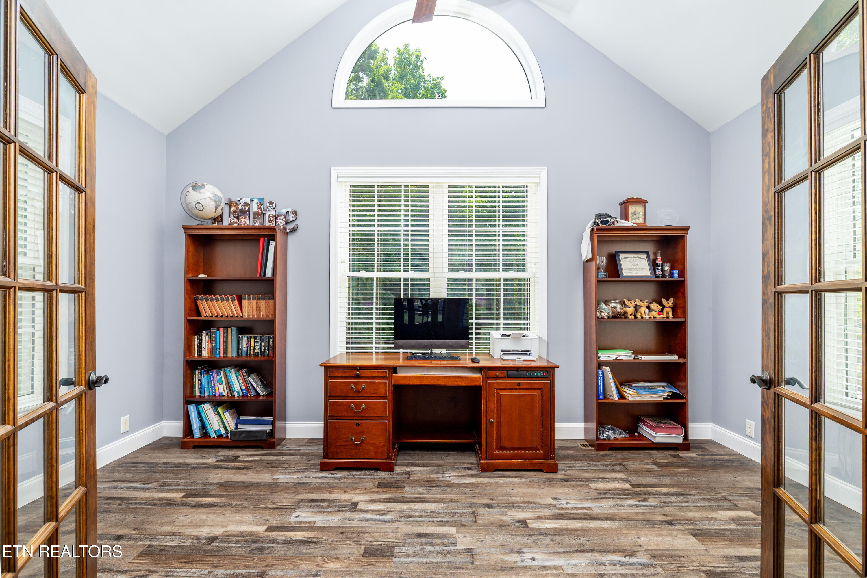 1225 Mountain View Road Lenoir City TN 37771