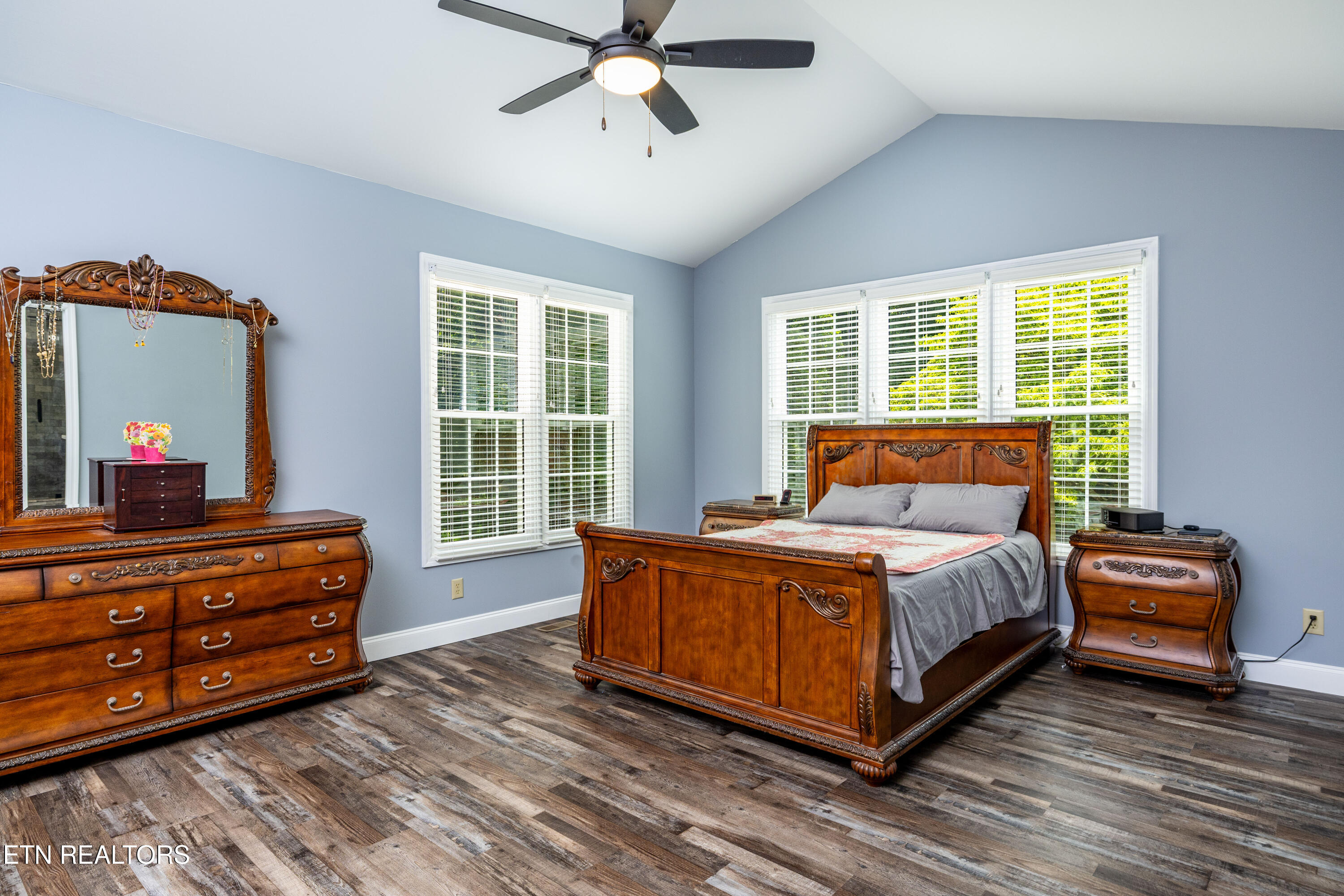 1225 Mountain View Road Lenoir City TN 37771