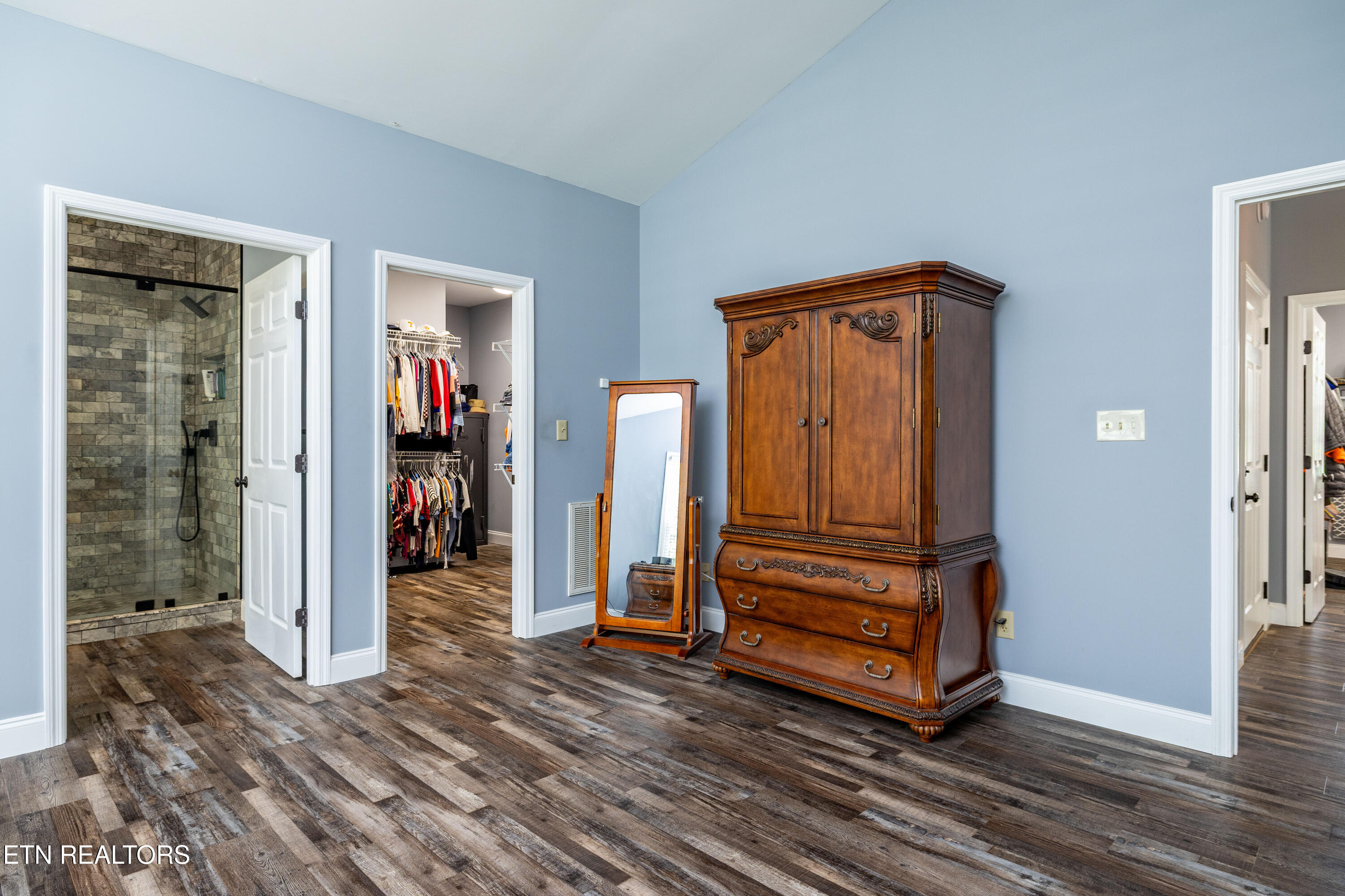 1225 Mountain View Road Lenoir City TN 37771