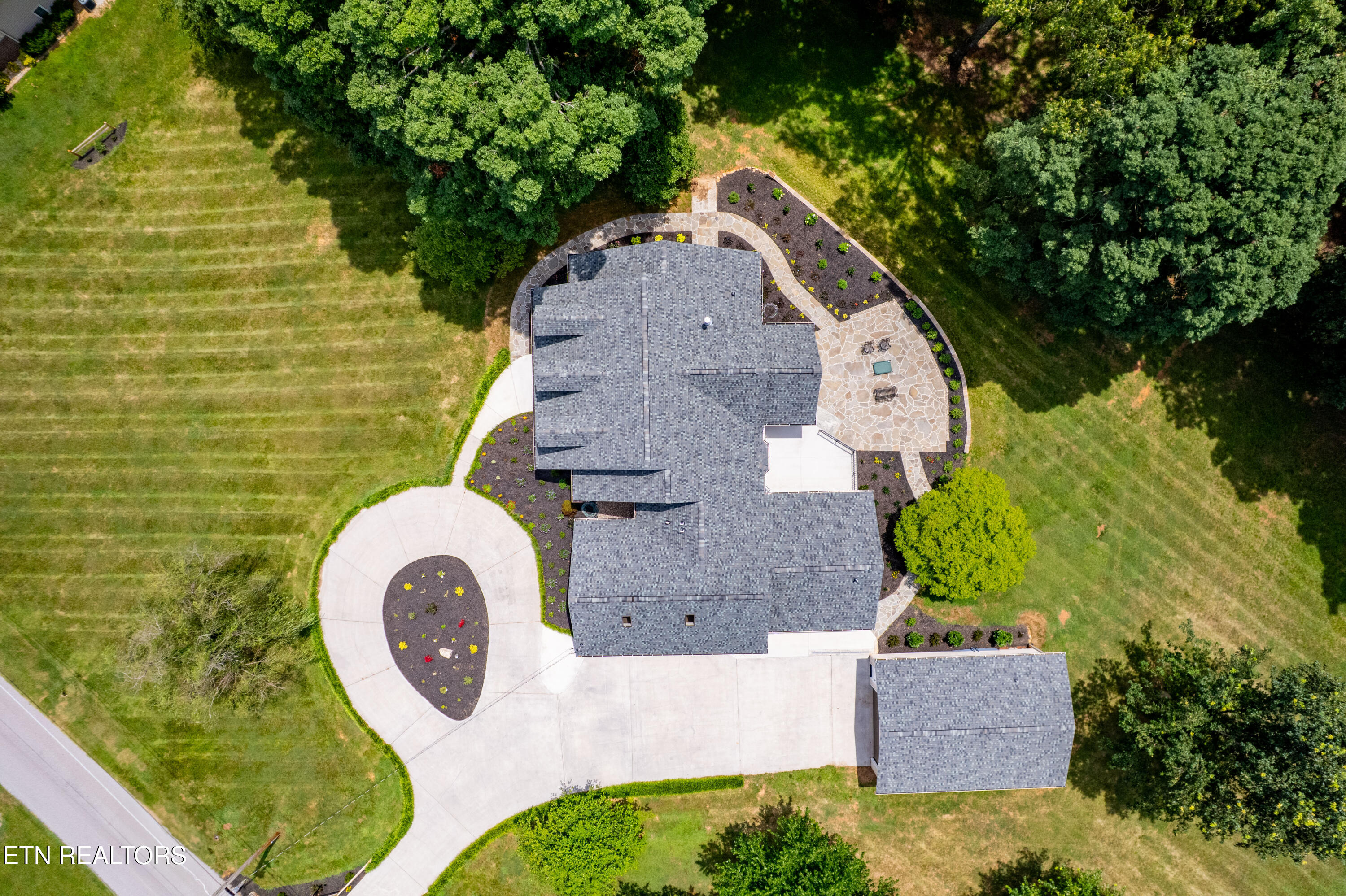 1225 Mountain View Road Lenoir City TN 37771