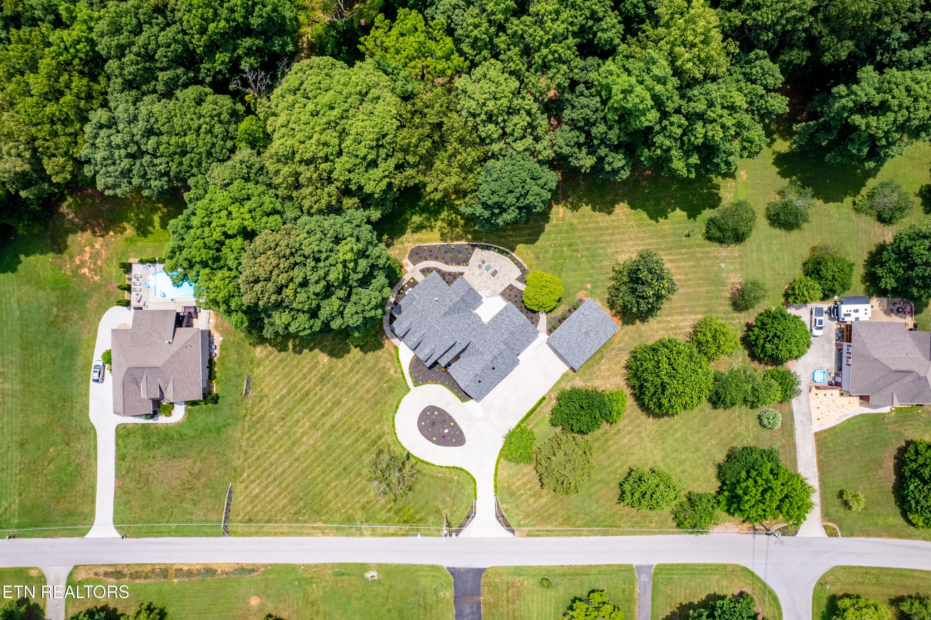 1225 Mountain View Road Lenoir City TN 37771