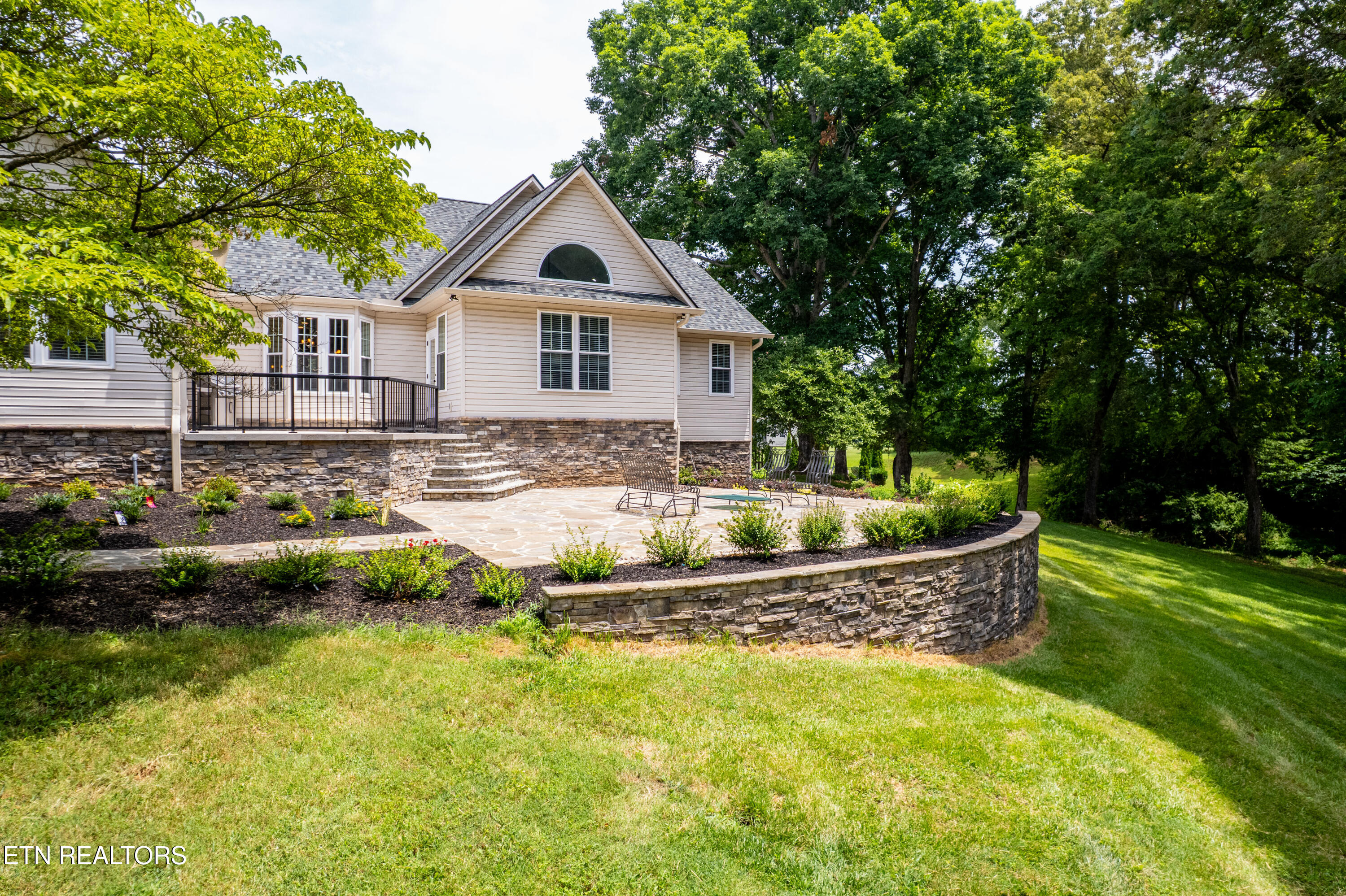 1225 Mountain View Road Lenoir City TN 37771