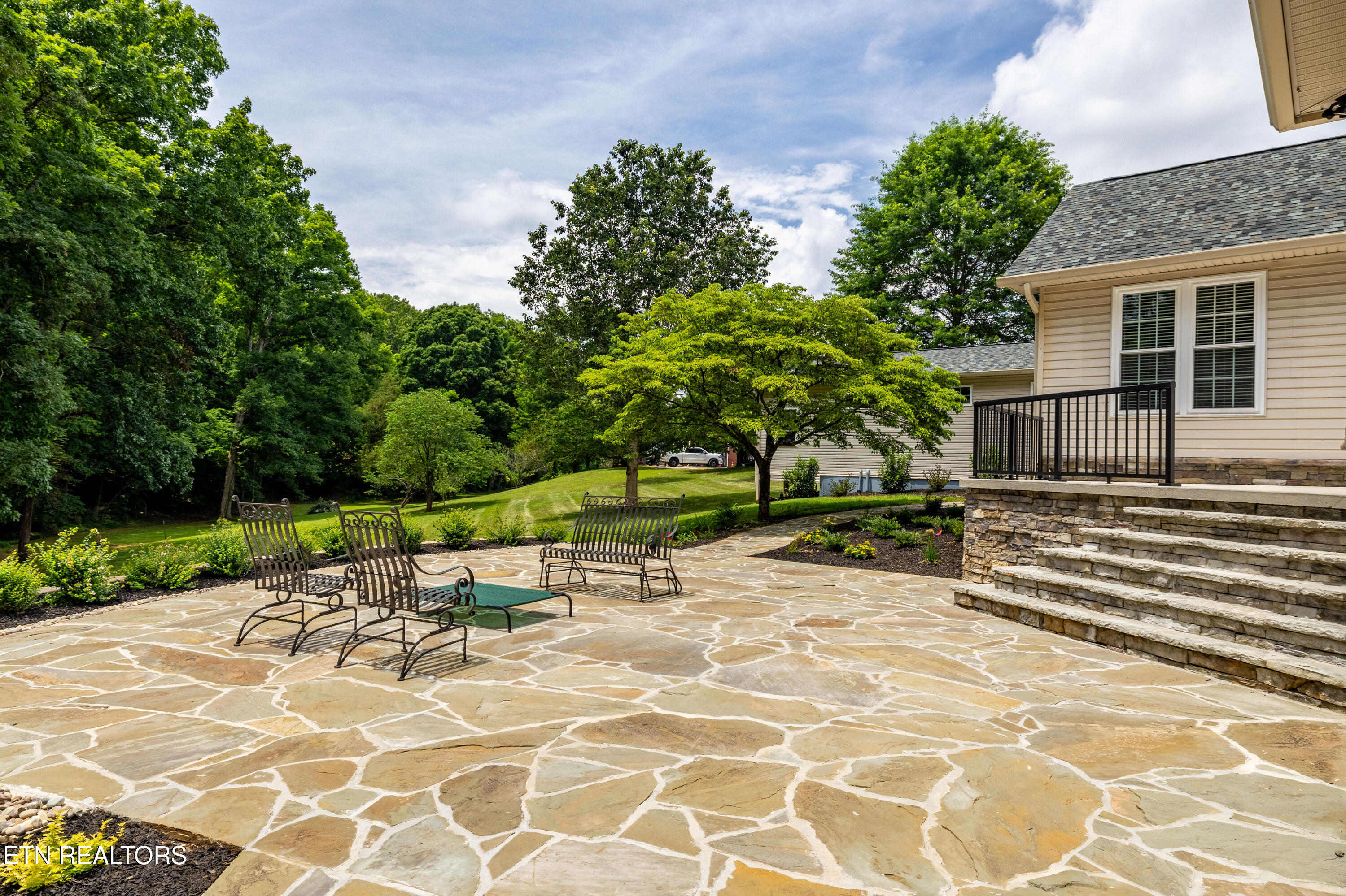 1225 Mountain View Road Lenoir City TN 37771
