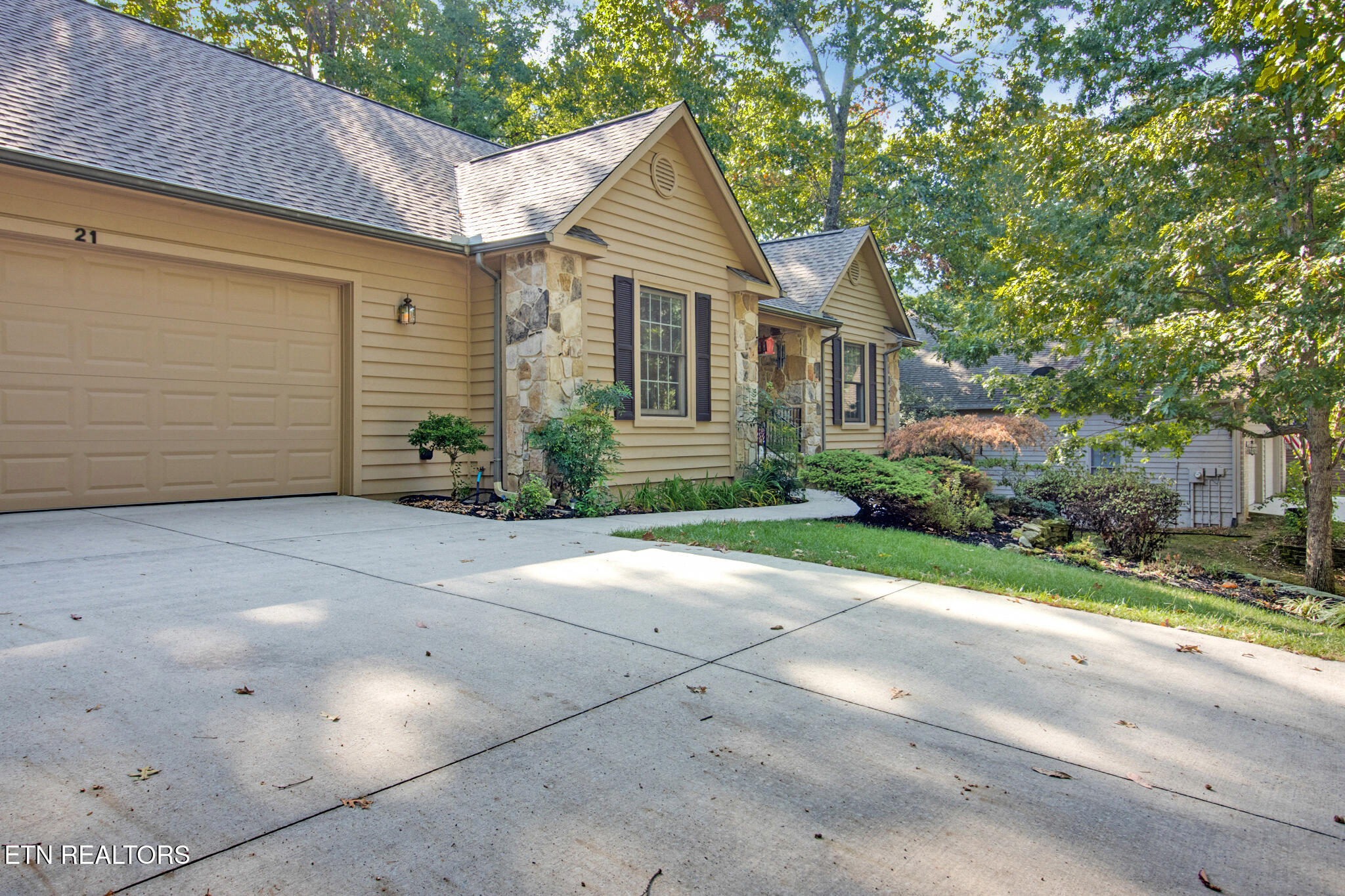21 Amesbury Court Crossville TN 38558