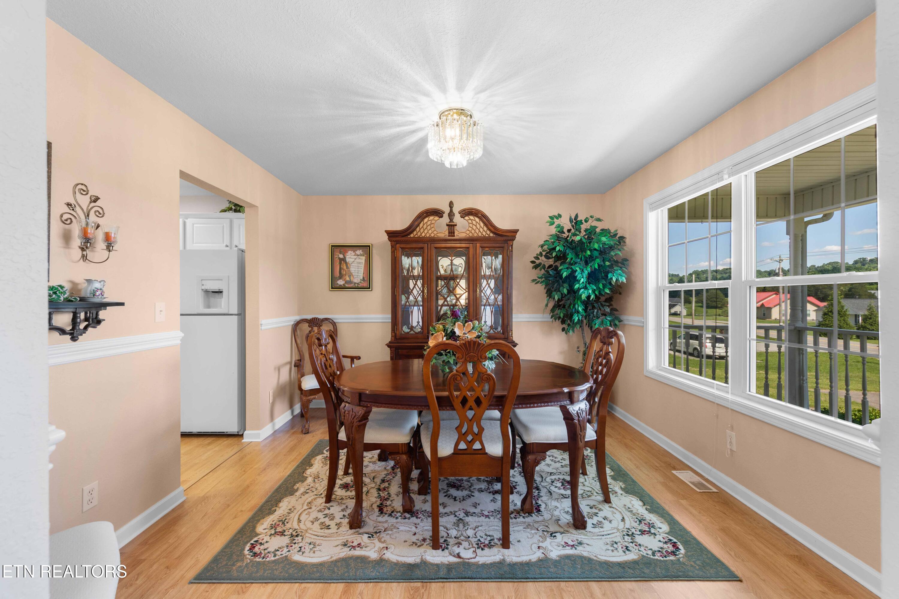 1354 Towe String Road Jacksboro TN 37757