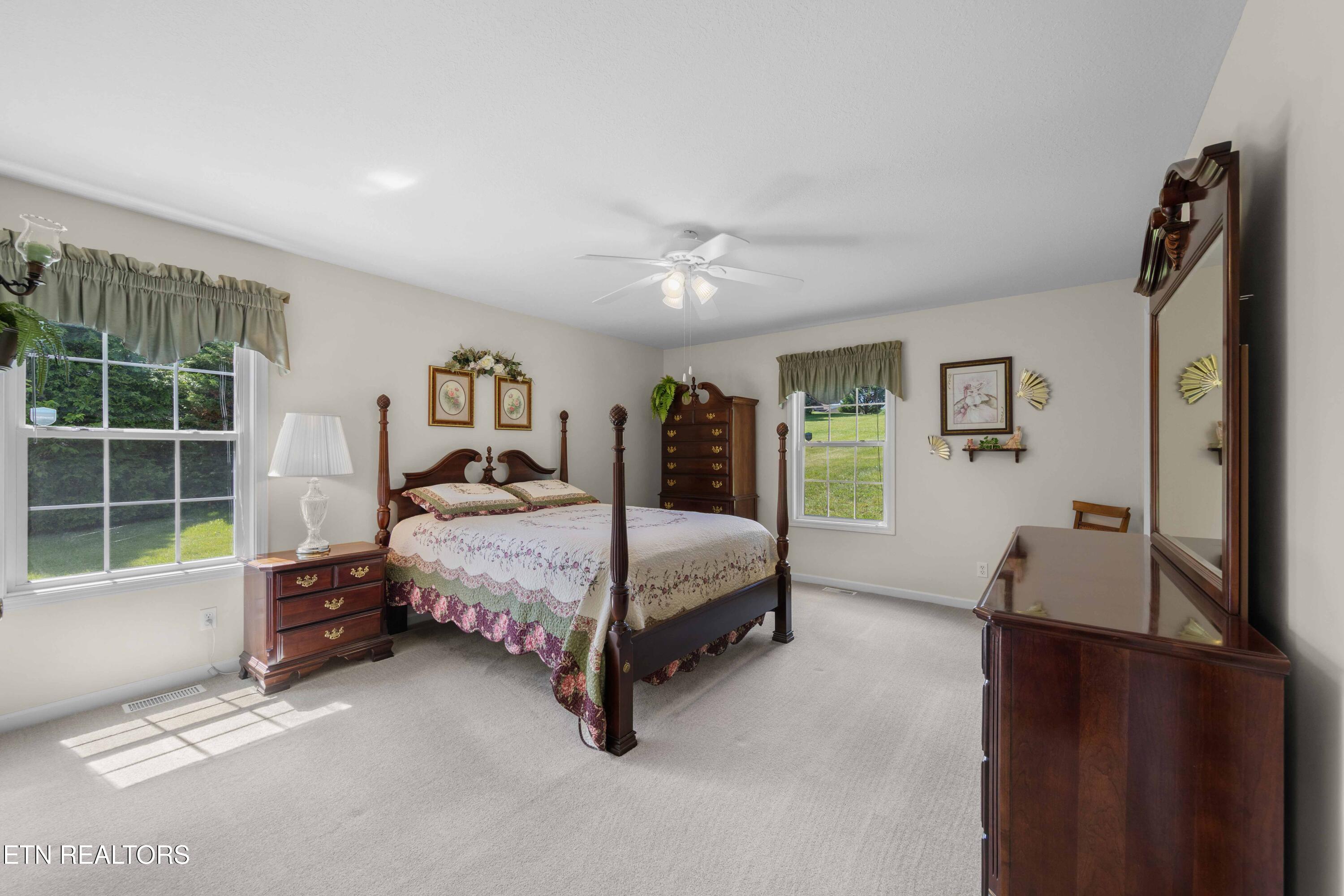 1354 Towe String Road Jacksboro TN 37757