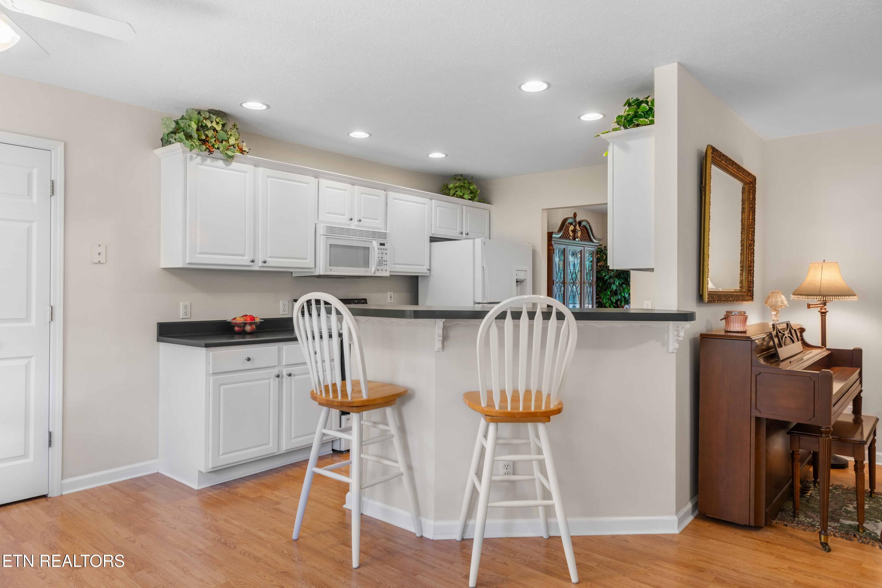 1354 Towe String Road Jacksboro TN 37757