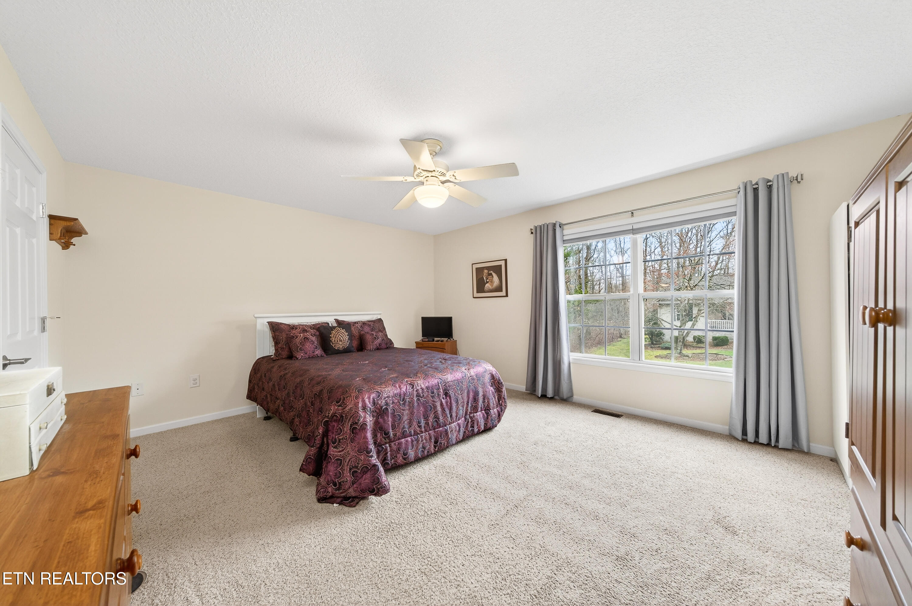 725 Oneida Lane Crossville TN 38572