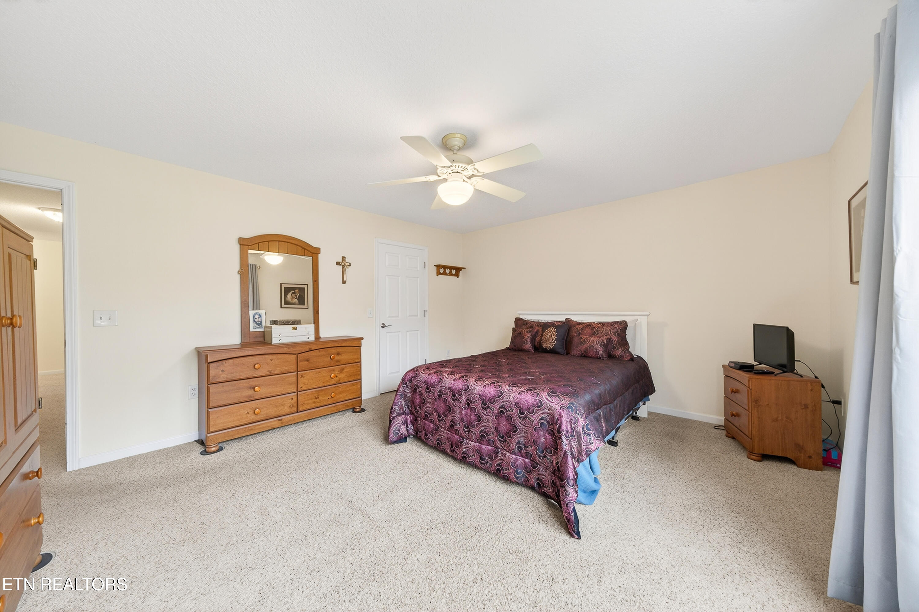 725 Oneida Lane Crossville TN 38572