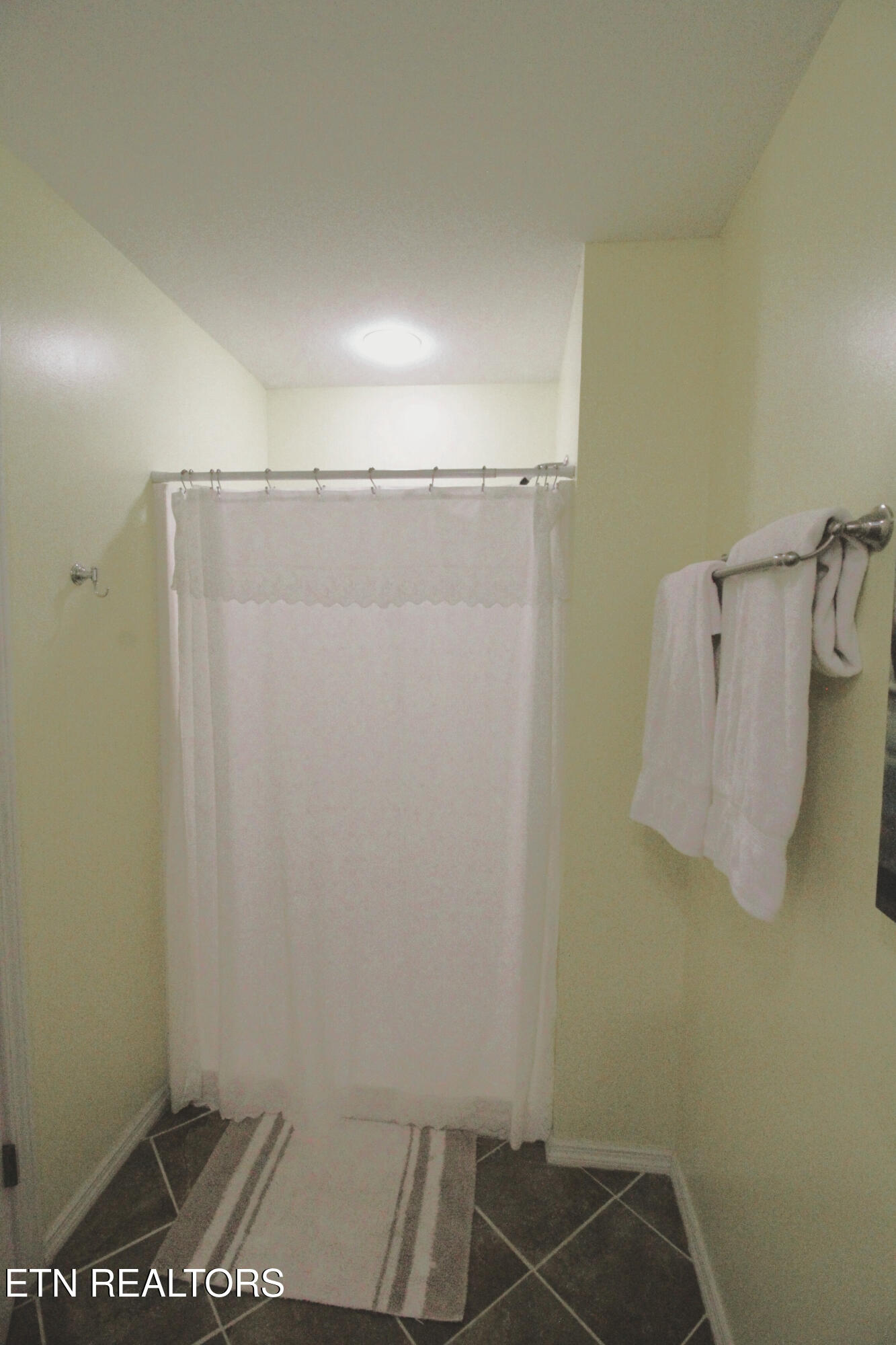 13001 Sanderling Lane Knoxville TN 37922