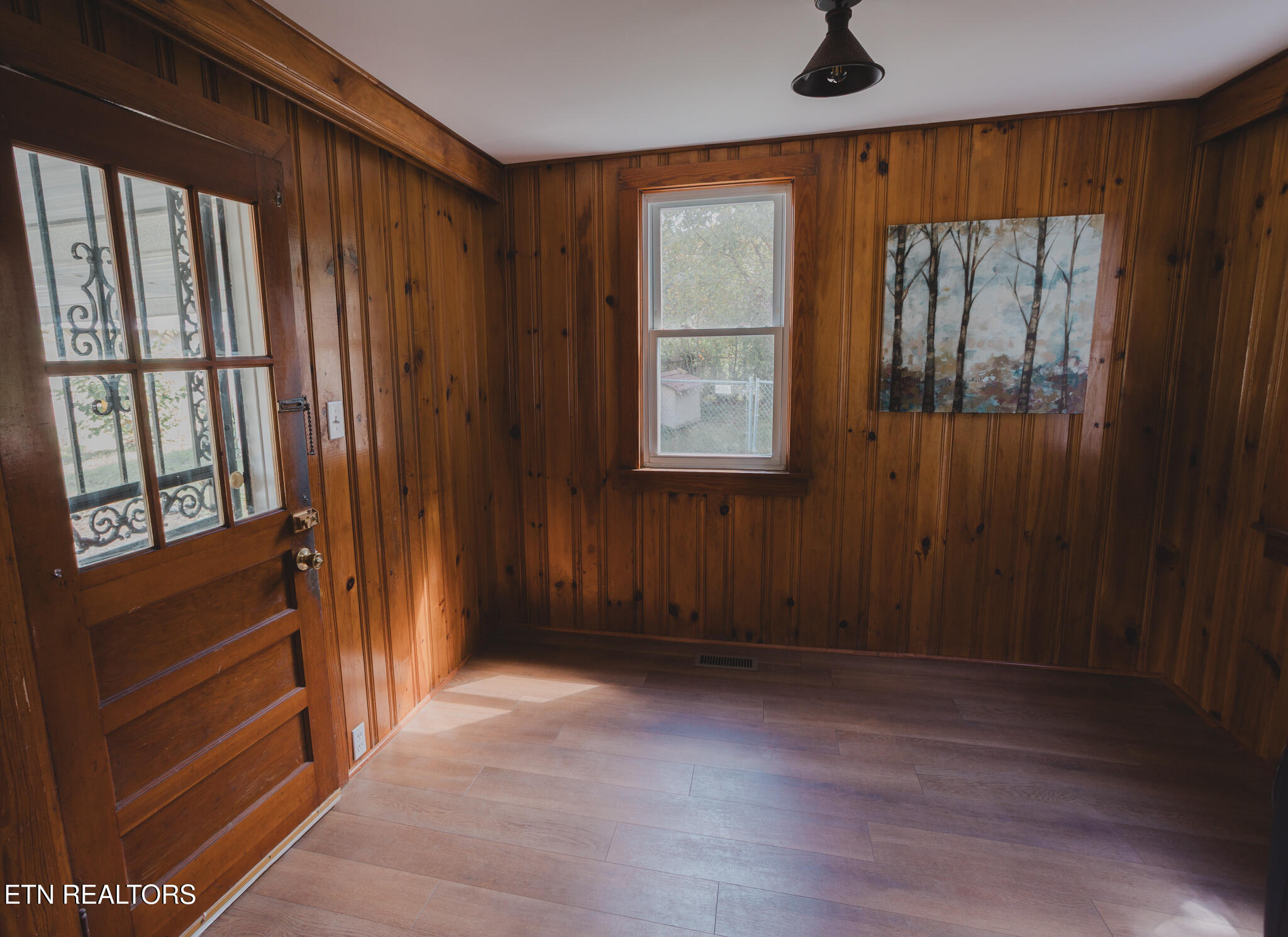 231 S Oakwood Avenue Clinton TN 37716