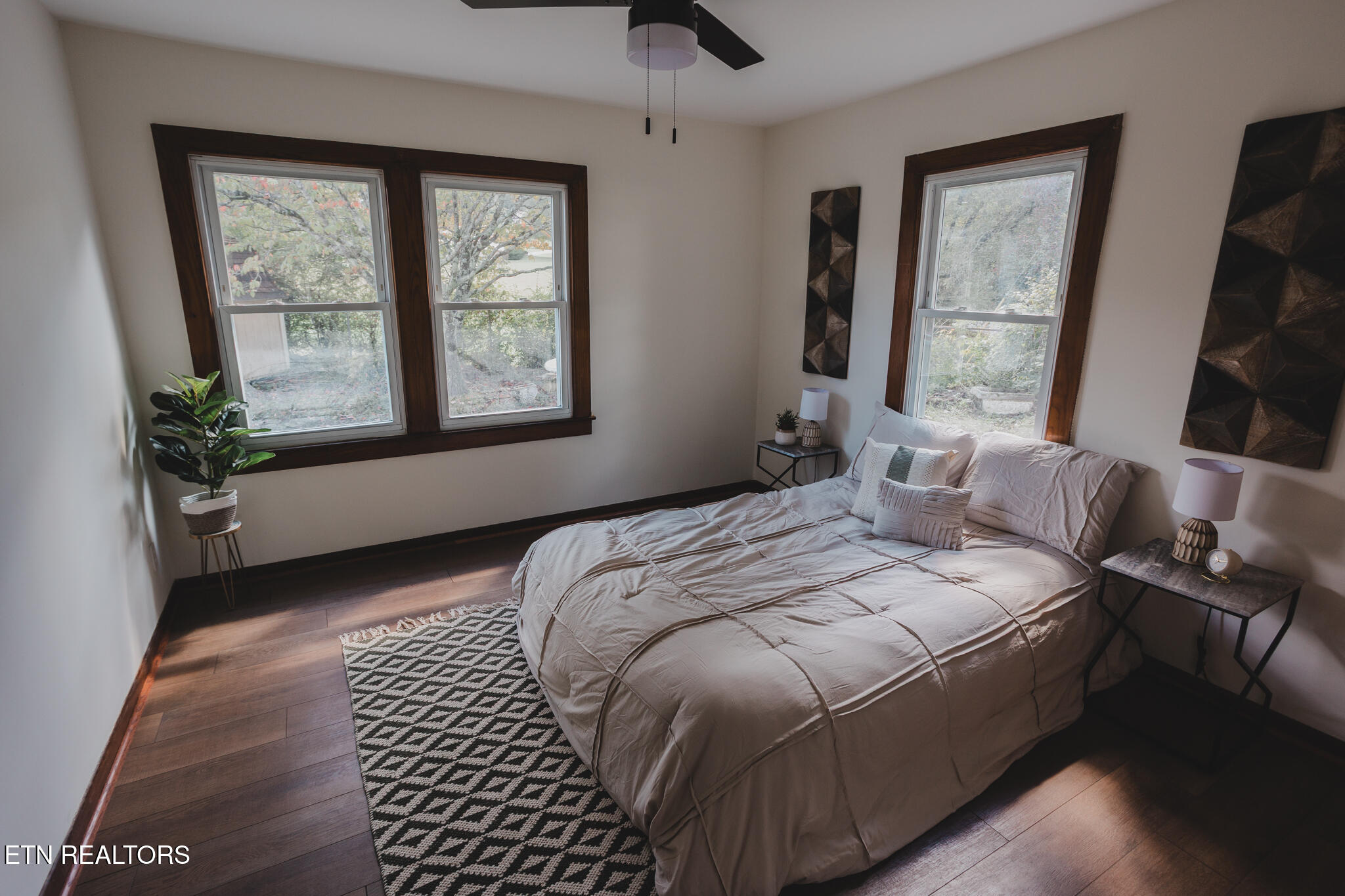 231 S Oakwood Avenue Clinton TN 37716